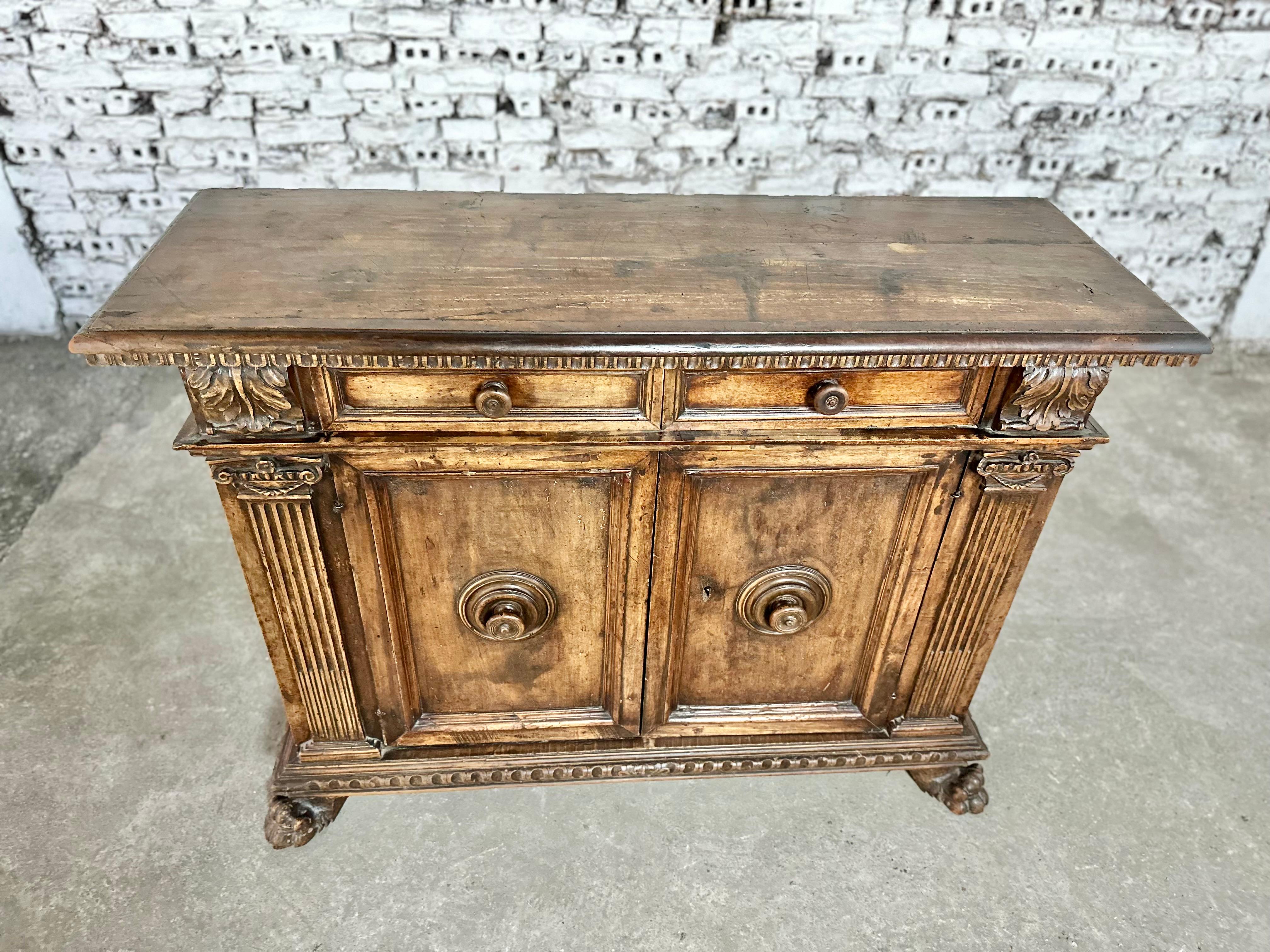 Rare 18th Century Italian Walnut Hall Console Cabinet or Sideboard 1