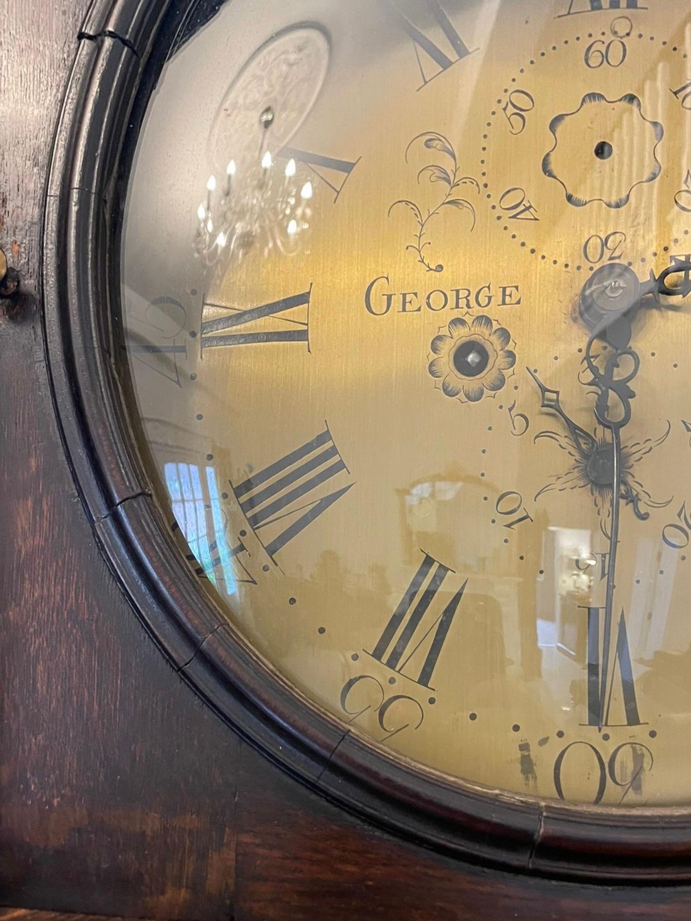 Raro comò antico di grandi dimensioni del XVIII secolo in Oak con scaffale e orologio a cassa lunga in vendita 6