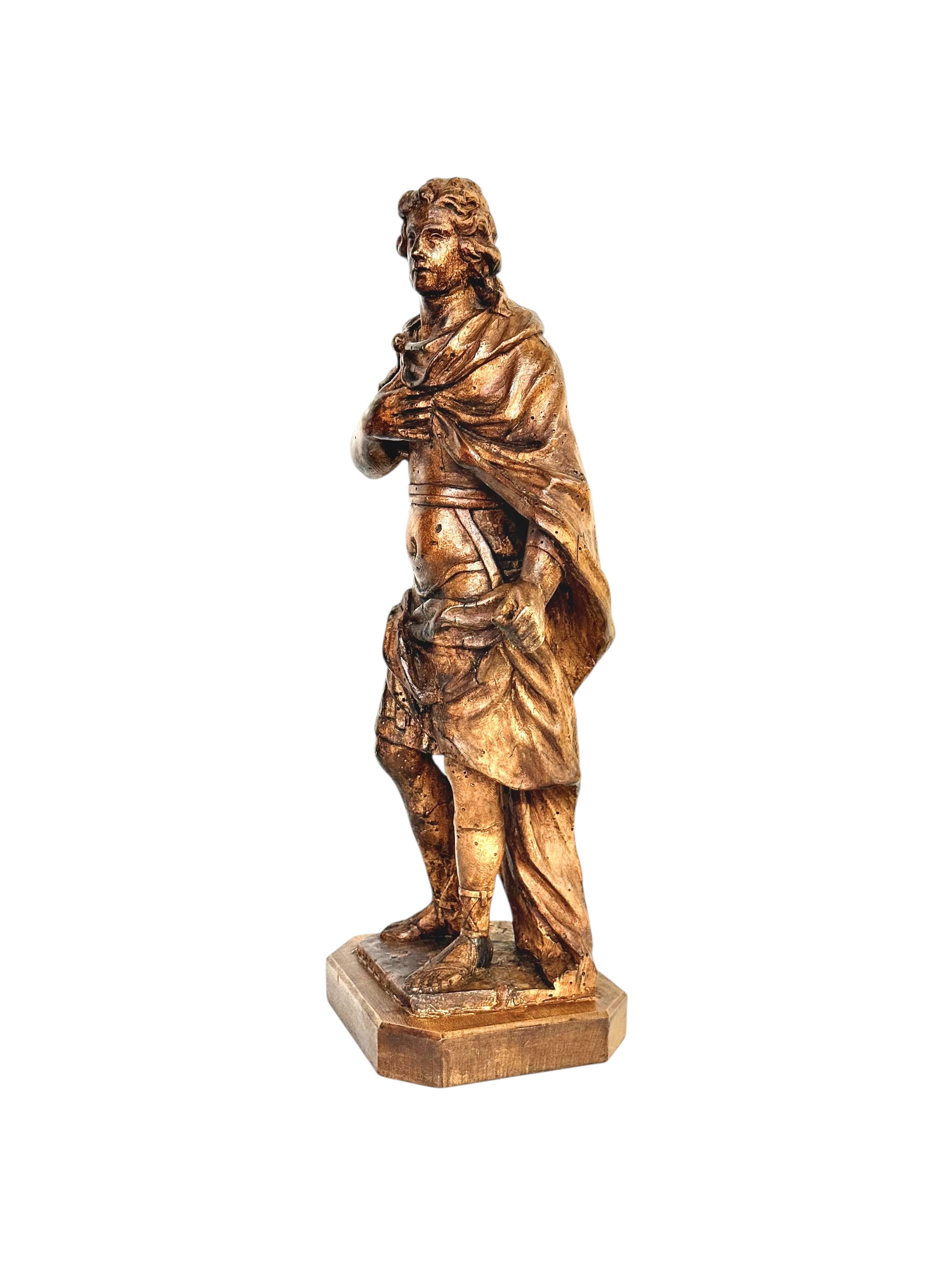XVIIIe siècle Rare sculpture royale en bois de tilleul du 18ème siècle, probablement Roi Louis XV en vente