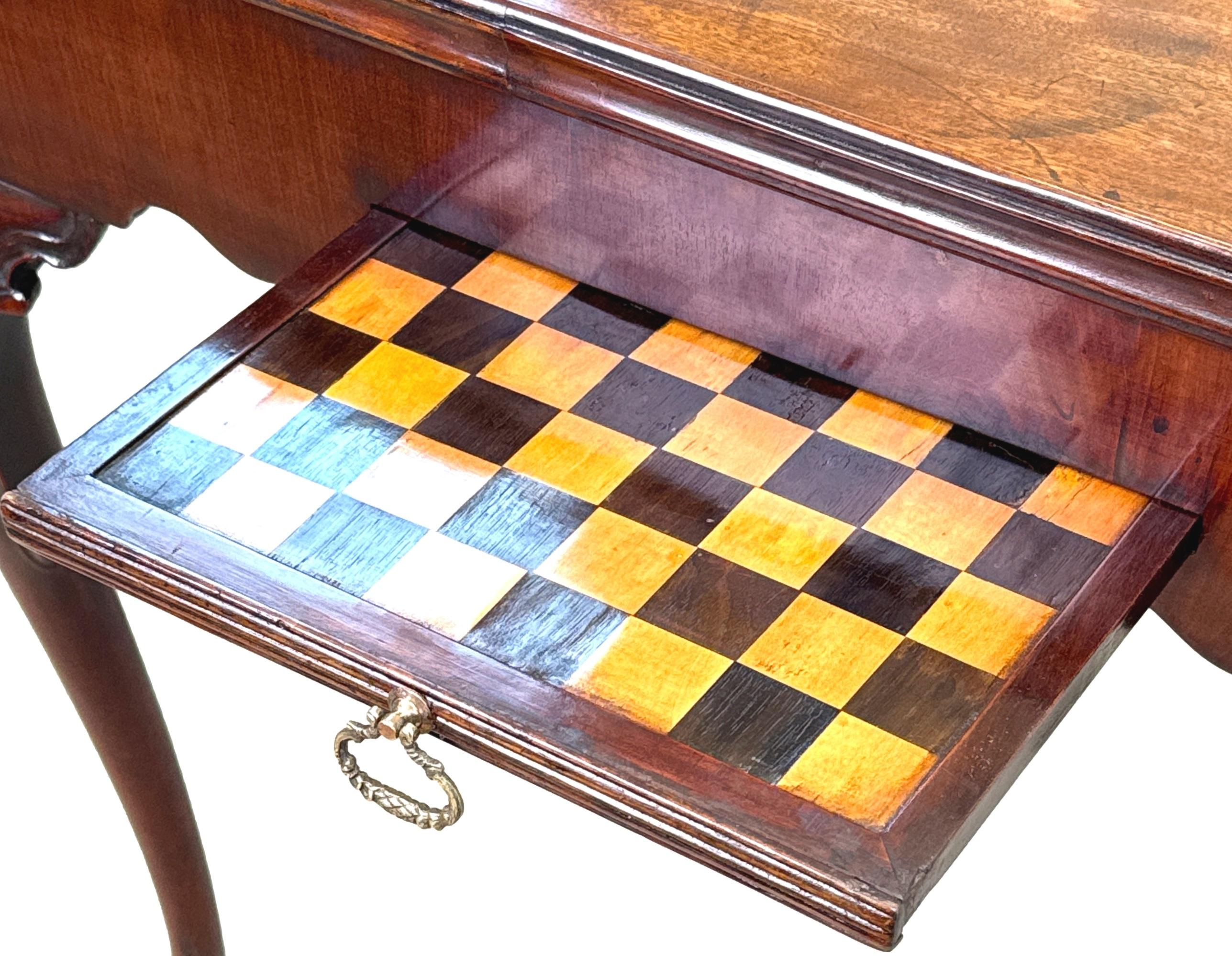 Rare 18th Century Mahogany Chess & Backgammon Games Table For Sale 6