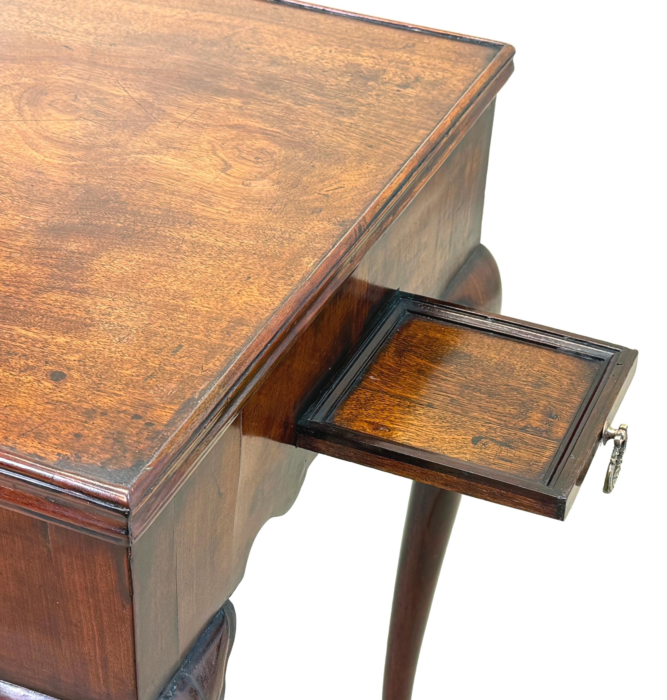 Rare 18th Century Mahogany Chess & Backgammon Games Table For Sale 7