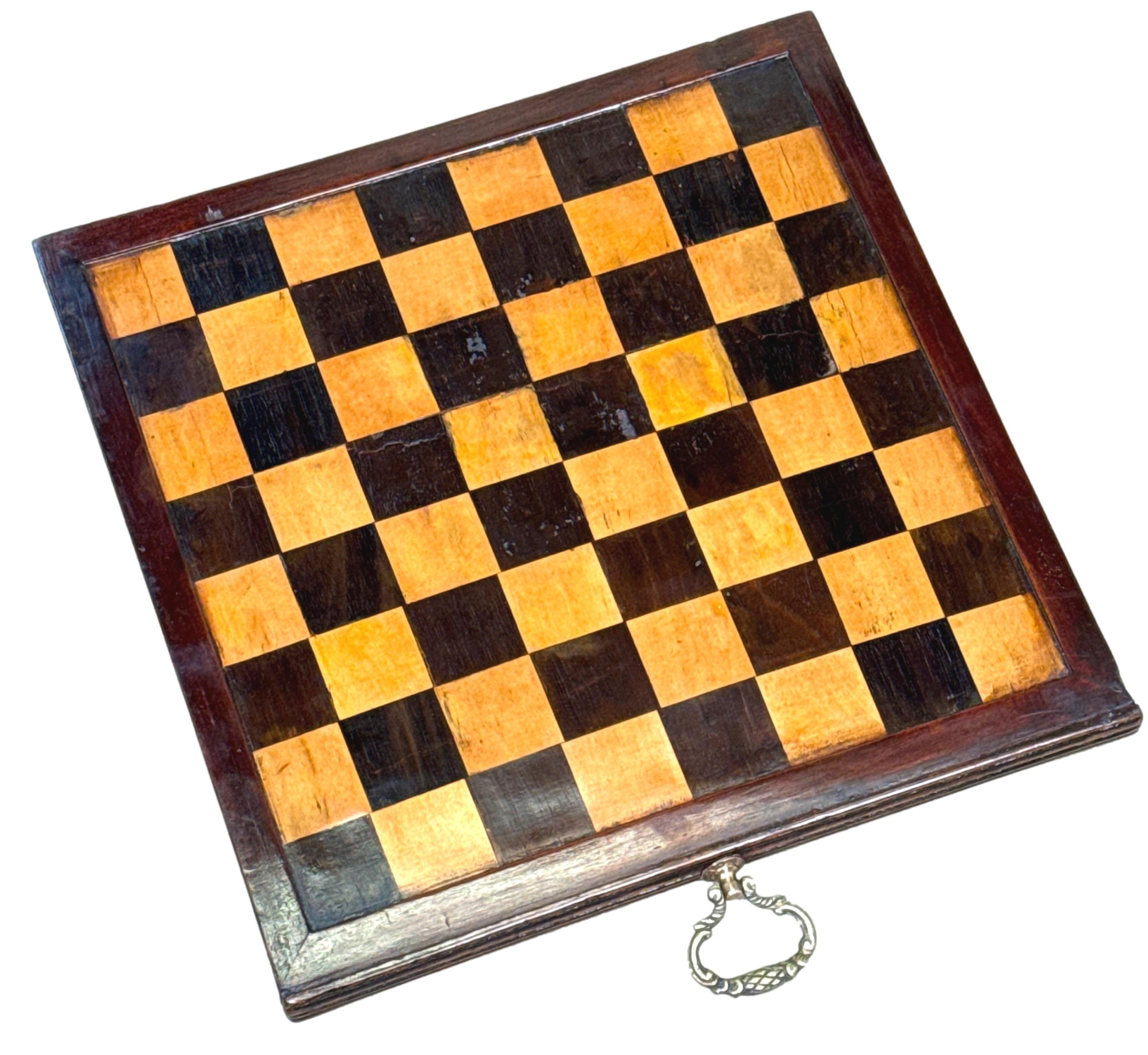 Rare 18th Century Mahogany Chess & Backgammon Games Table For Sale 11