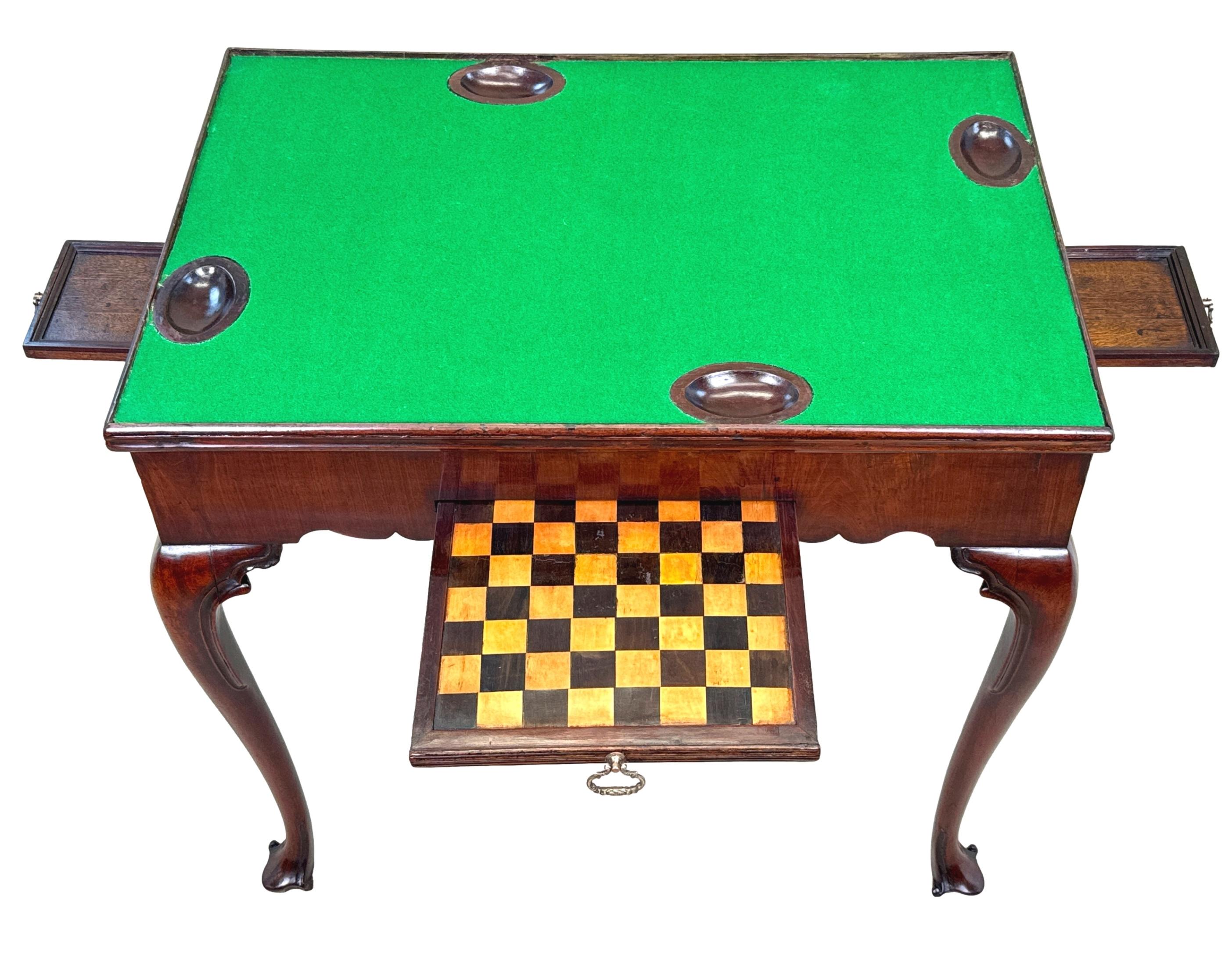 Rare 18th Century Mahogany Chess & Backgammon Games Table For Sale 2