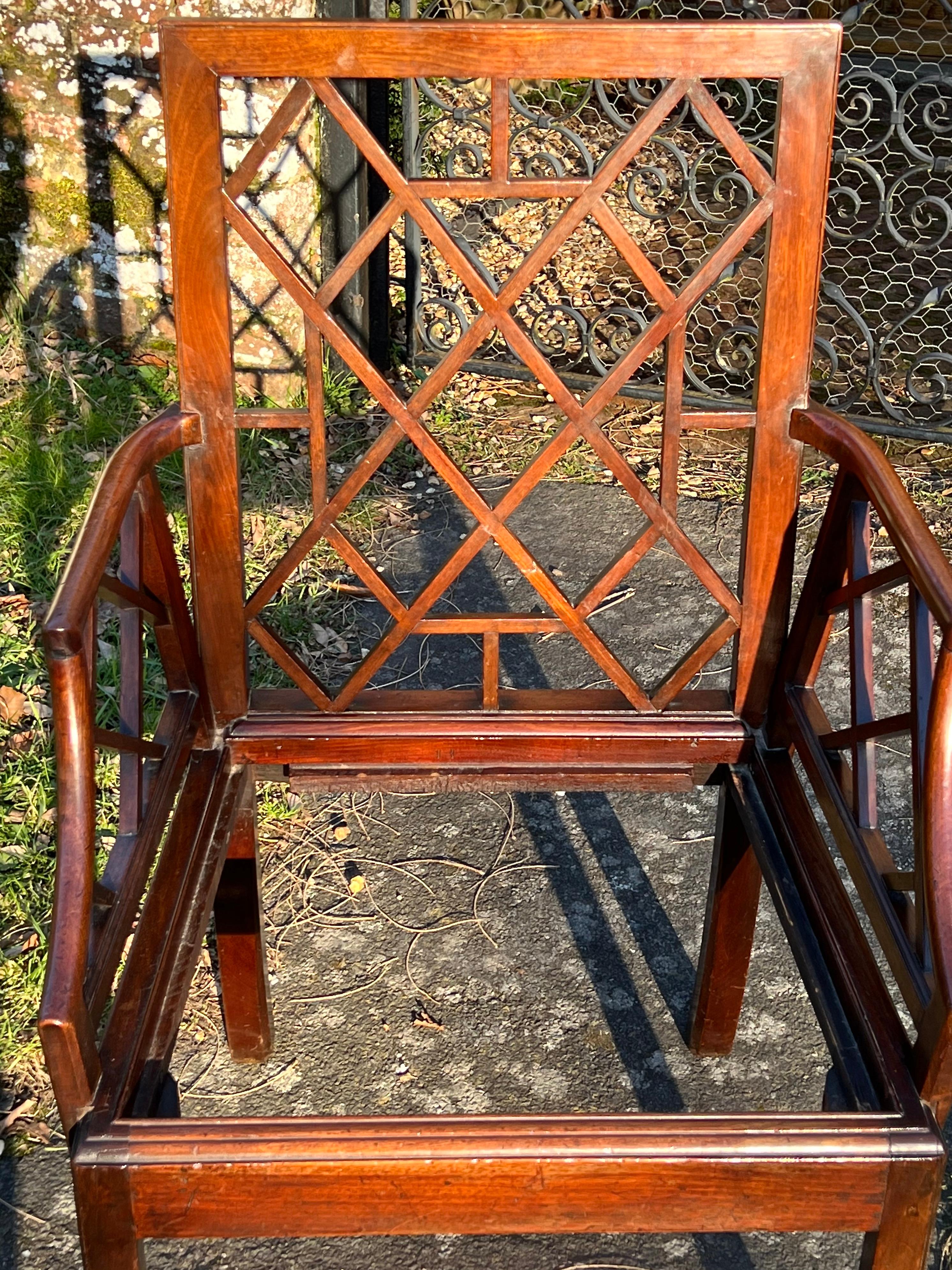 Acajou Rare fauteuil Cockpen en acajou du 18ème siècle en vente