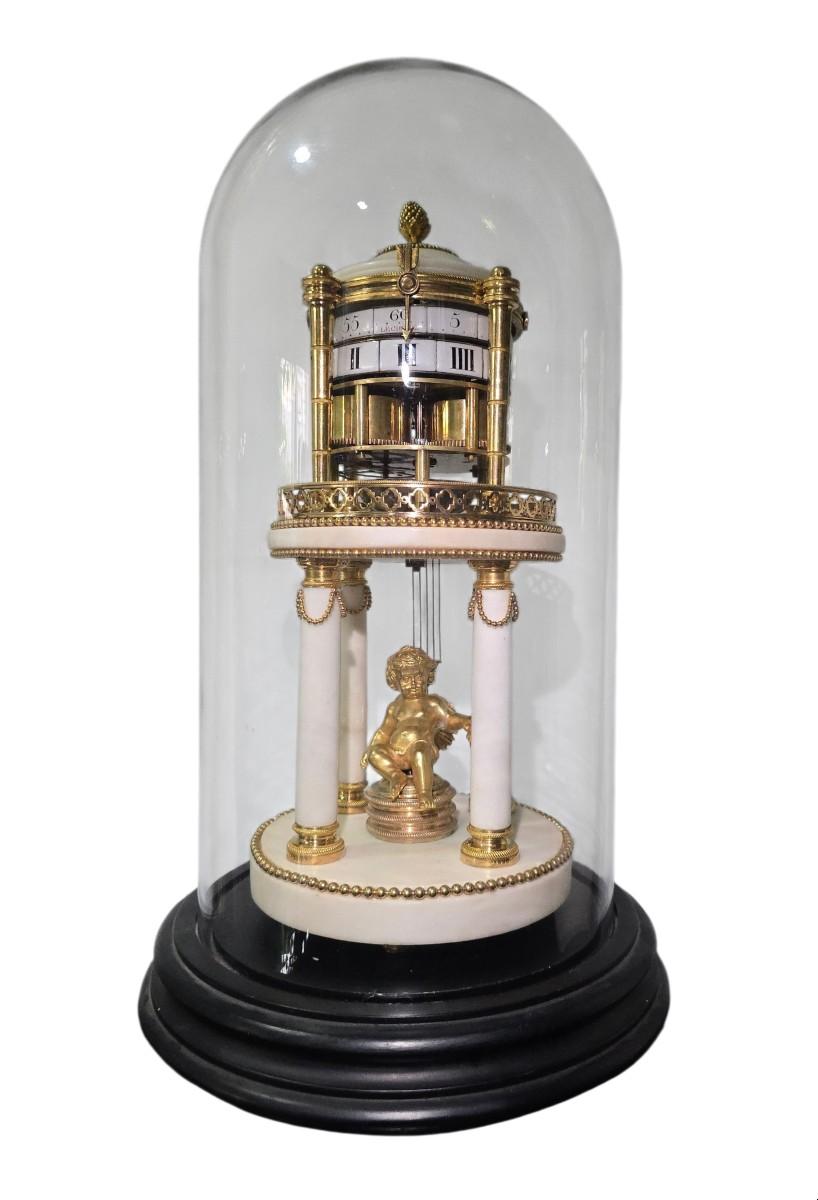 Seltene Uhr aus Marmor und vergoldeter Bronze aus dem 18. Jahrhundert - signiert 