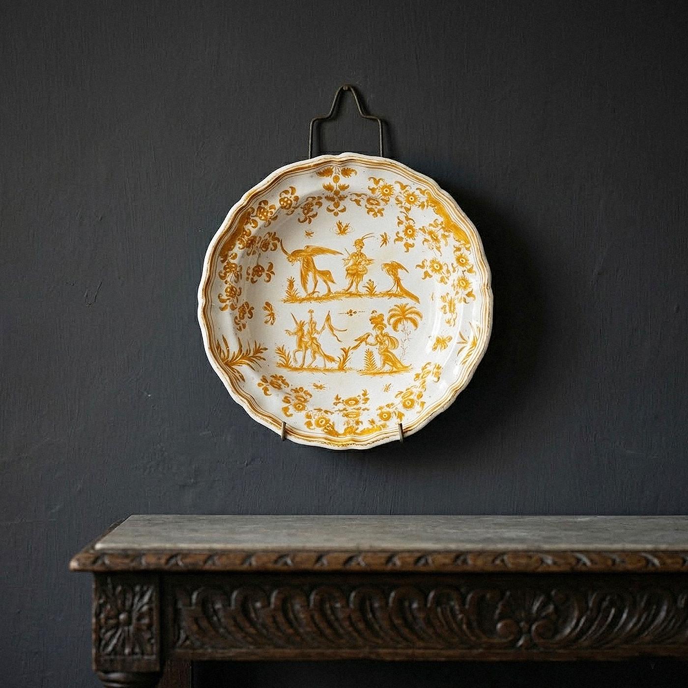 Moustiers プレート Vintage French Faience Plate Set – Moustiers