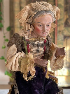 Rare 18th Century Neapolitan Nativity Figure – Woman in Traditional Dress