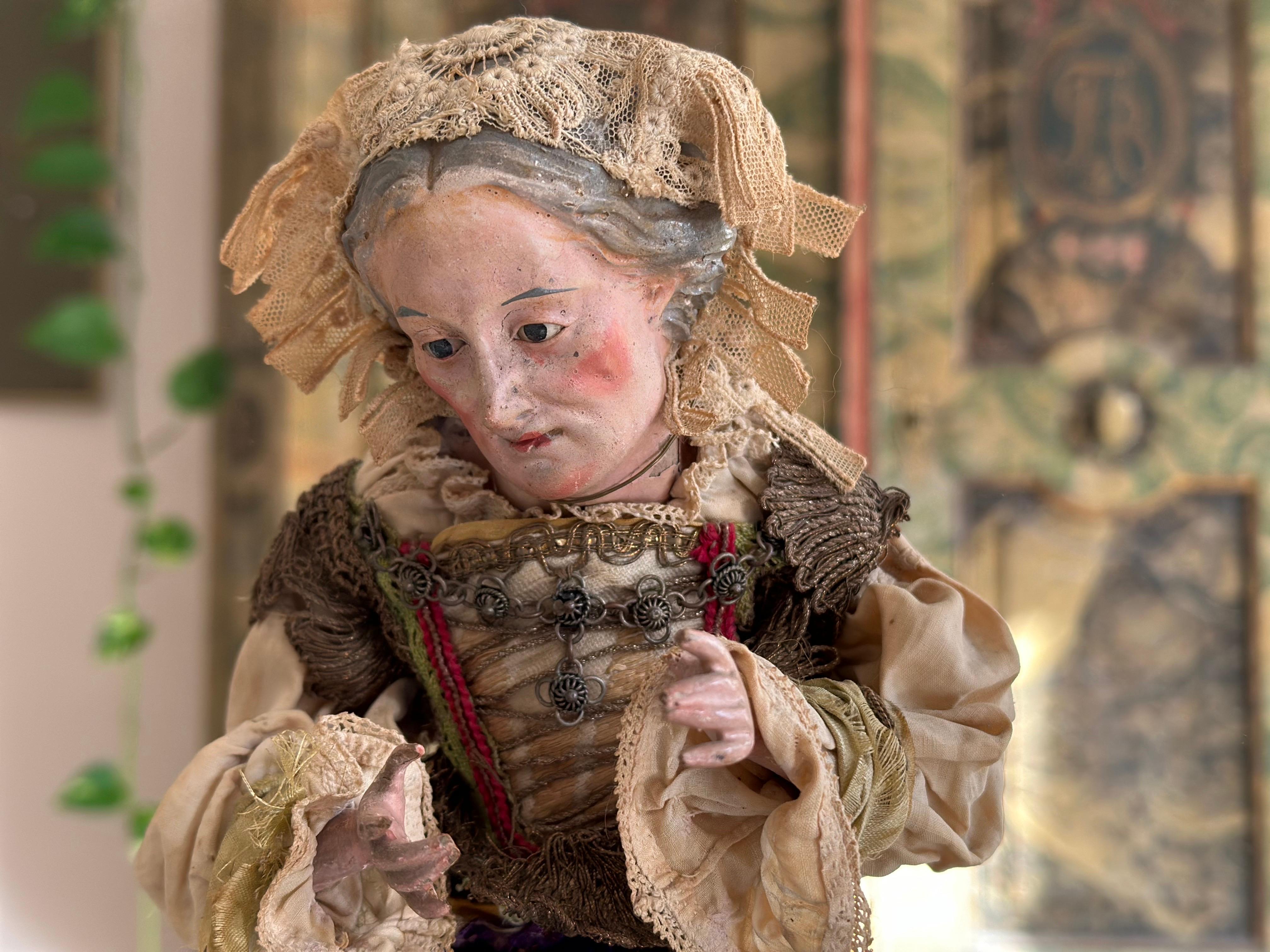Baroque Rare 18th Century Neapolitan Nativity Figure – Woman in Traditional Dress For Sale