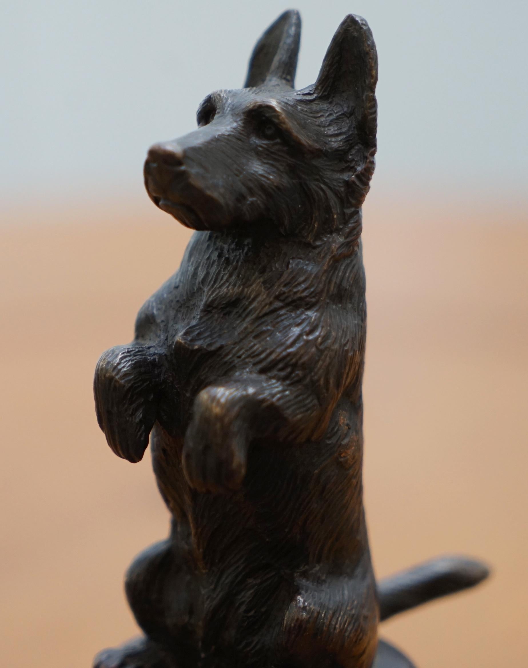 Rare 1920 Original Asprey London Solid Bronze Car Mascot of Begging Scottie Dog In Good Condition In West Sussex, Pulborough