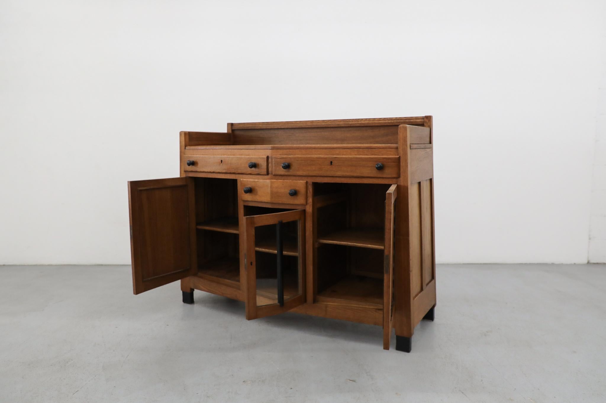 Olandese Raro comò della Scuola di Amsterdam Art Deco degli anni '20, in Oak, di Paul Bromberg per Pander in vendita