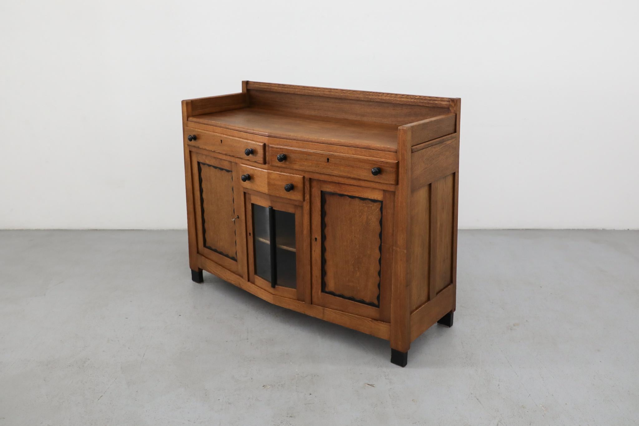 Raro comò della Scuola di Amsterdam Art Deco degli anni '20, in Oak, di Paul Bromberg per Pander in vendita 1