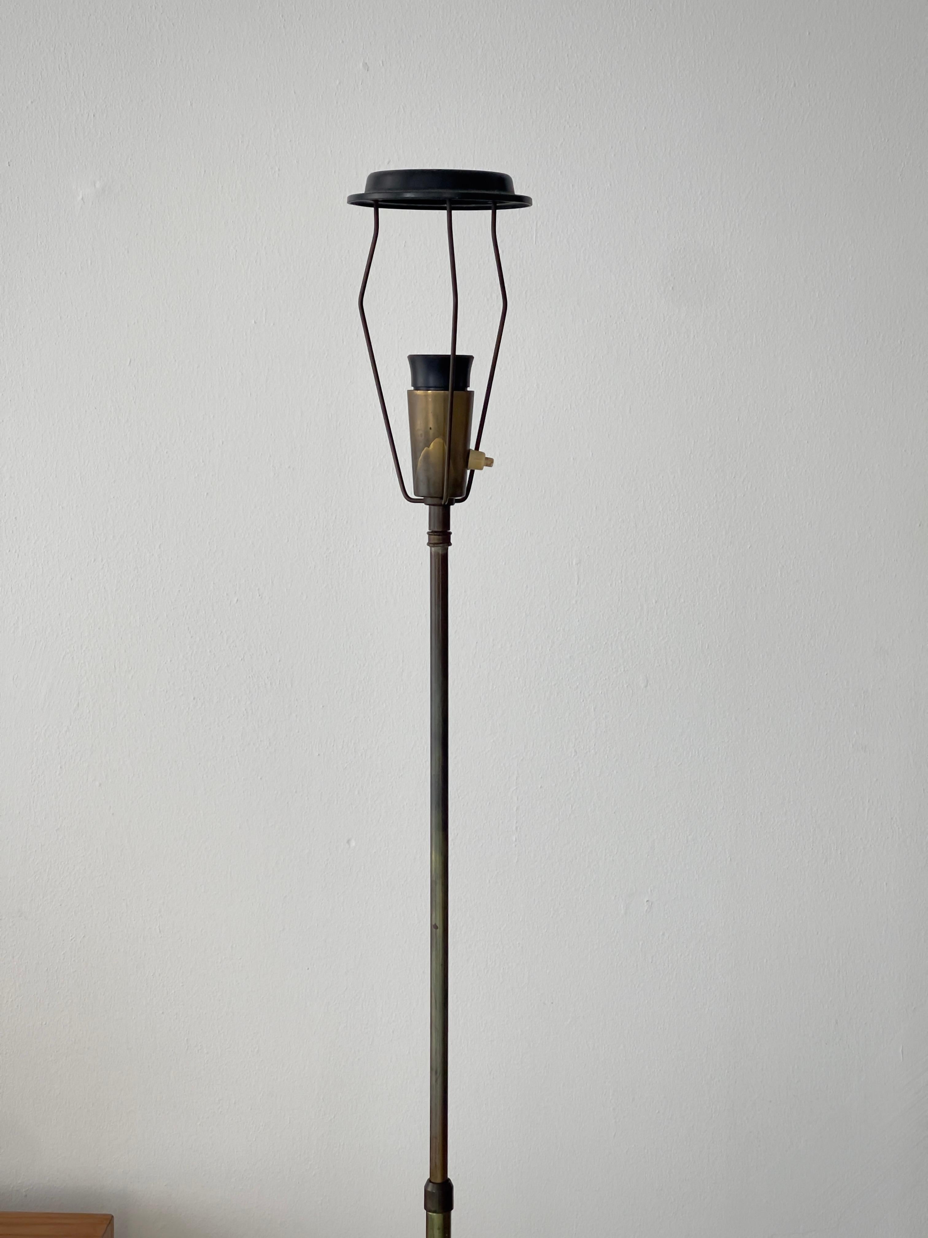Rare lampadaire Art déco danois des années 1920 en élégant bronze patiné par Ernst Voss en vente 2