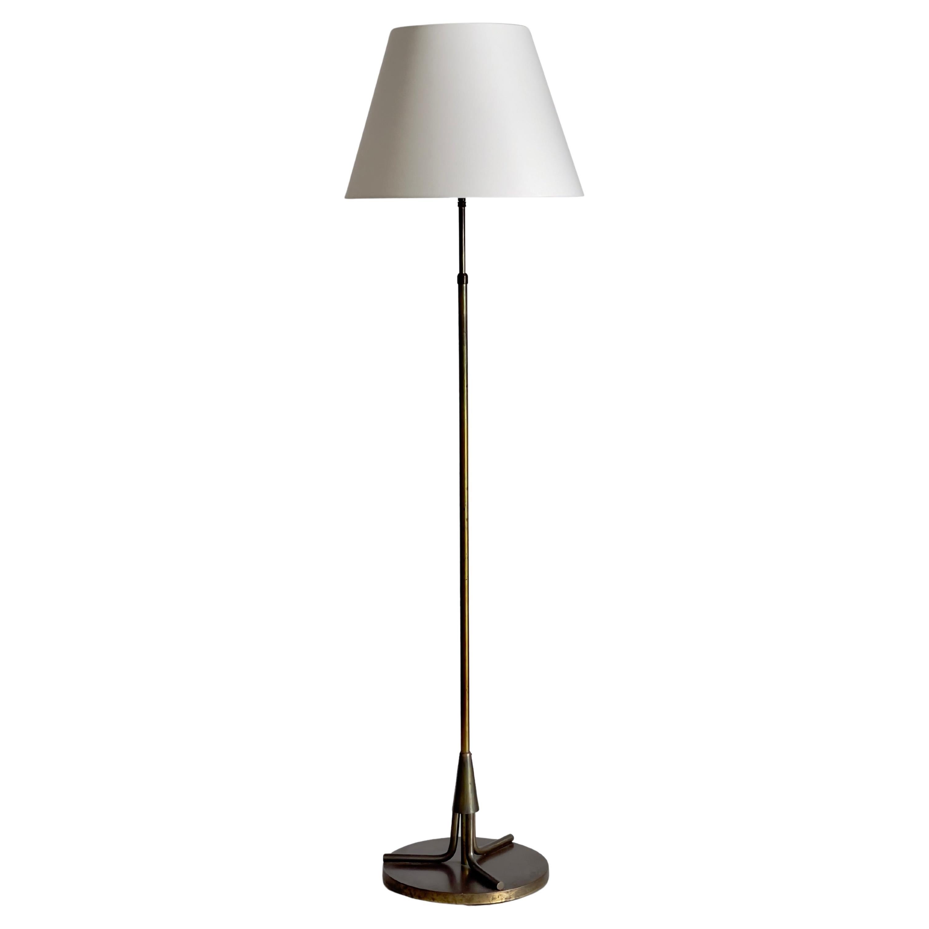 1920s danish Art deco floor lamp in elegant patinated bronze by Ernst Voss