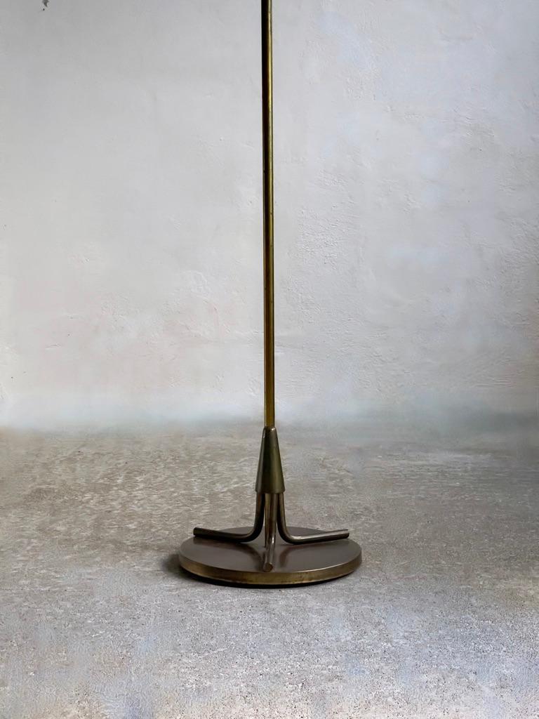 Linen Rare 1920s danish Art deco floor lamp in elegant patinated bronze by Ernst Voss For Sale