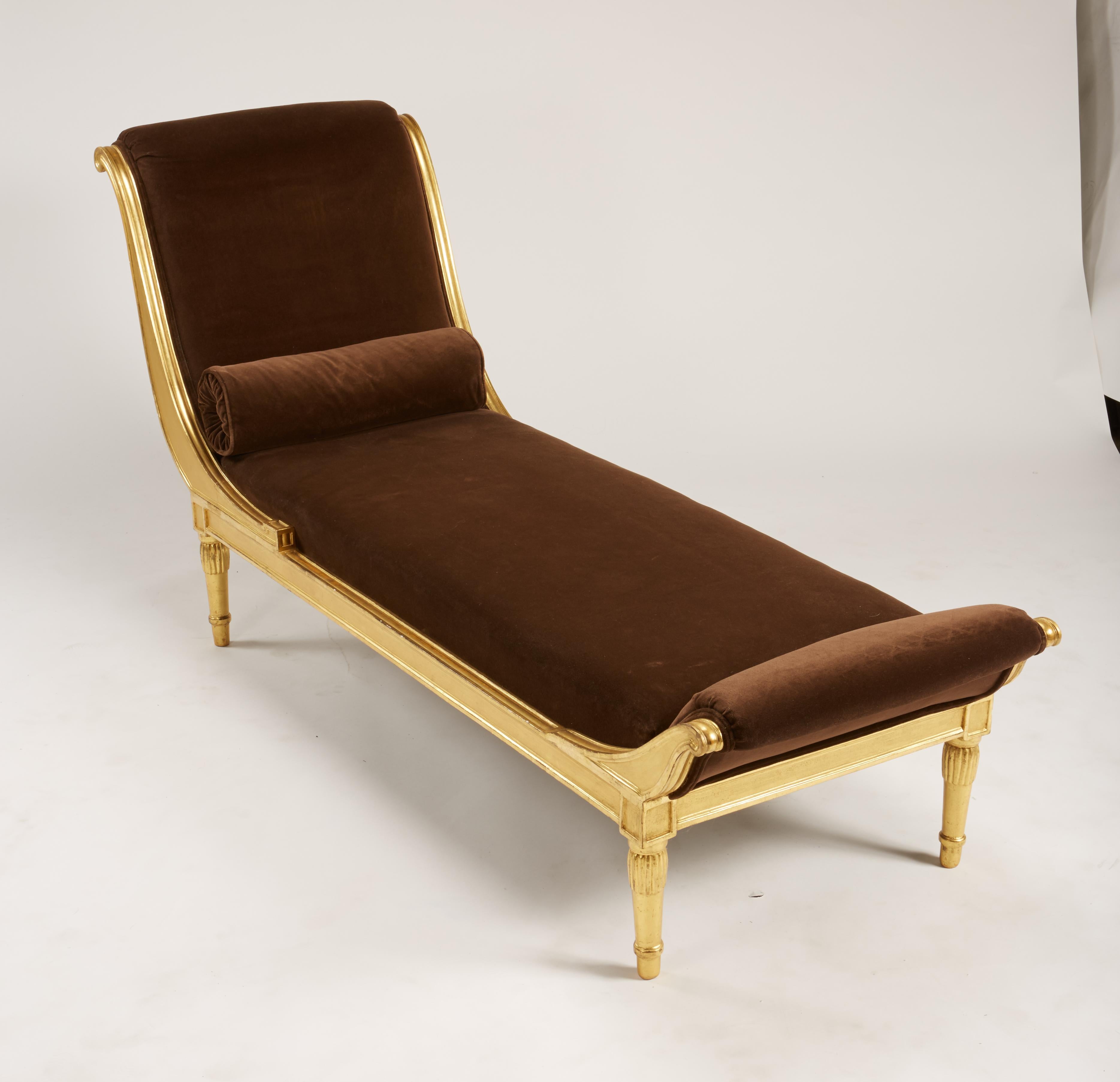 Rare chaise déco française des années 1920 en bois doré par L'Atelier d'Art du Printemps en vente 4
