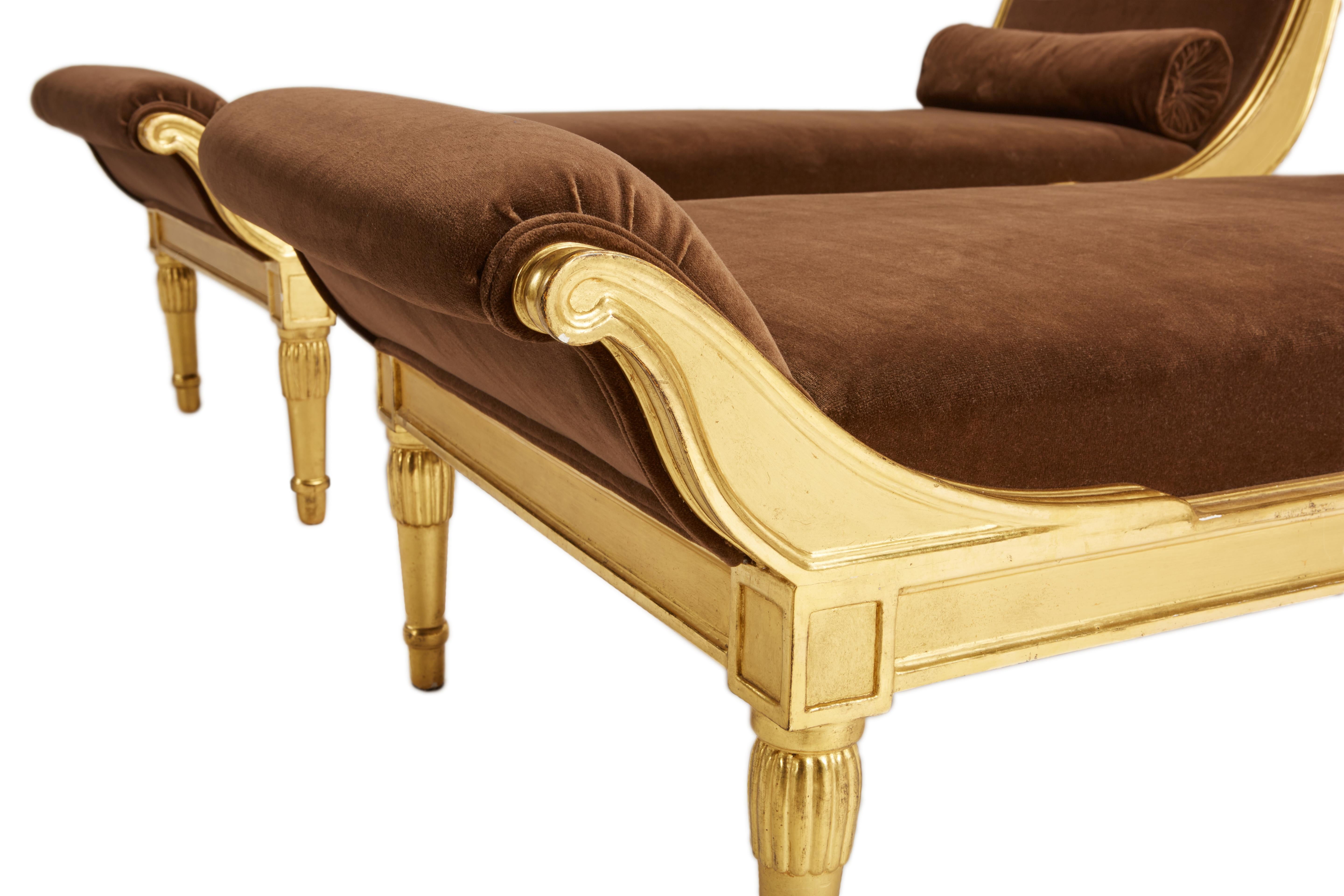 Rare chaise déco française des années 1920 en bois doré par L'Atelier d'Art du Printemps en vente 7