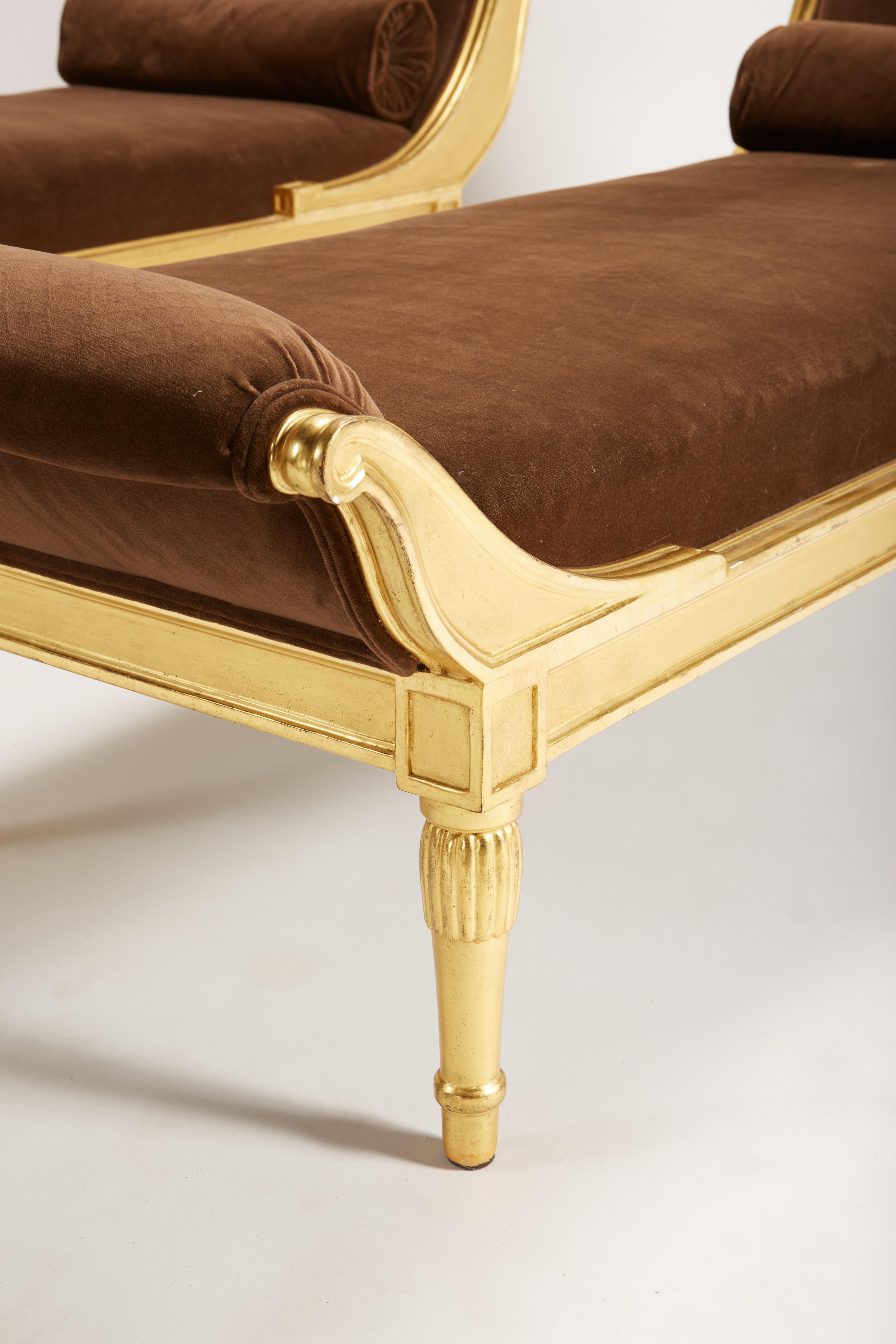 Art déco Rare chaise déco française des années 1920 en bois doré par L'Atelier d'Art du Printemps en vente