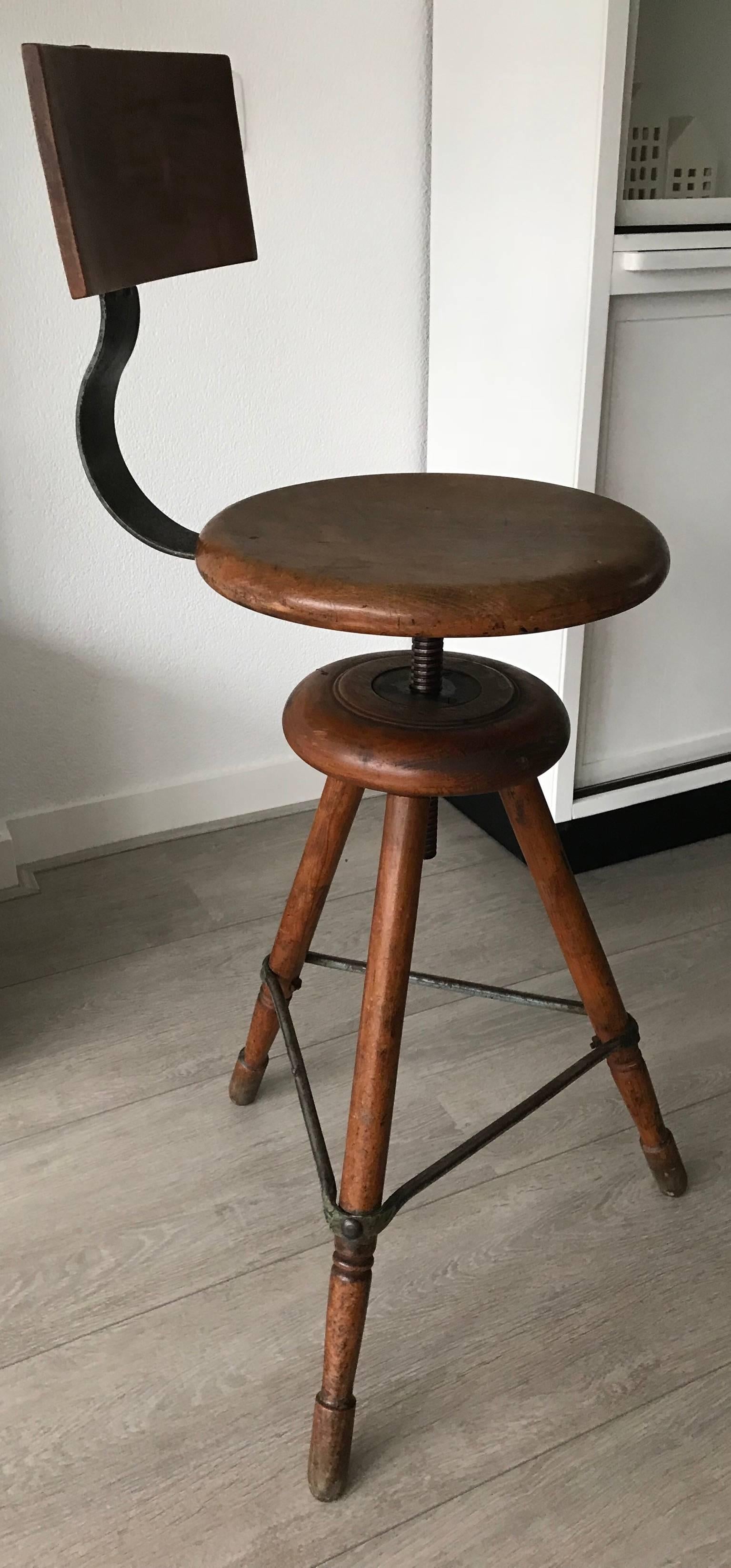 European Rare Industrial Artist Studio Spindle Chair or Stool Adjustable in Height, 1920s