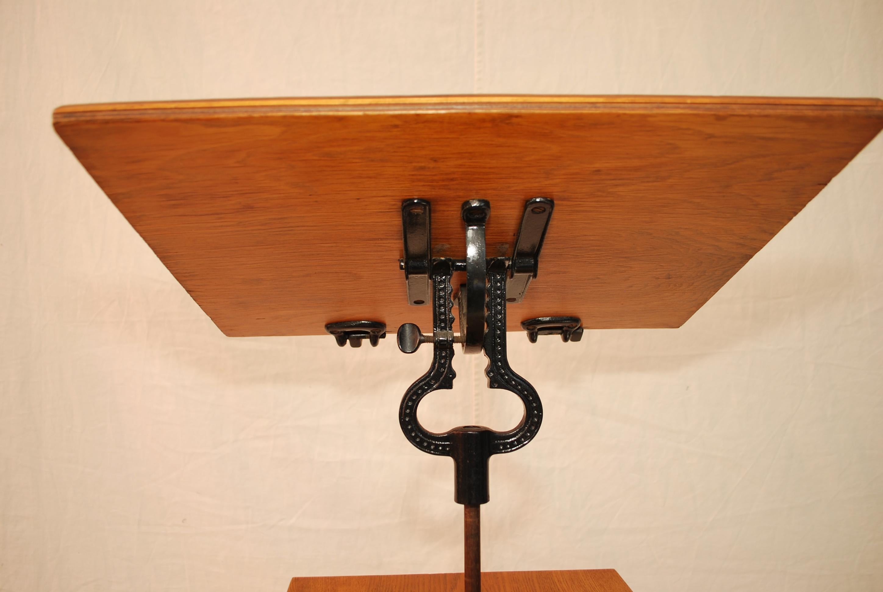 Rare 1920's music/book/lectern stand with storage For Sale 1
