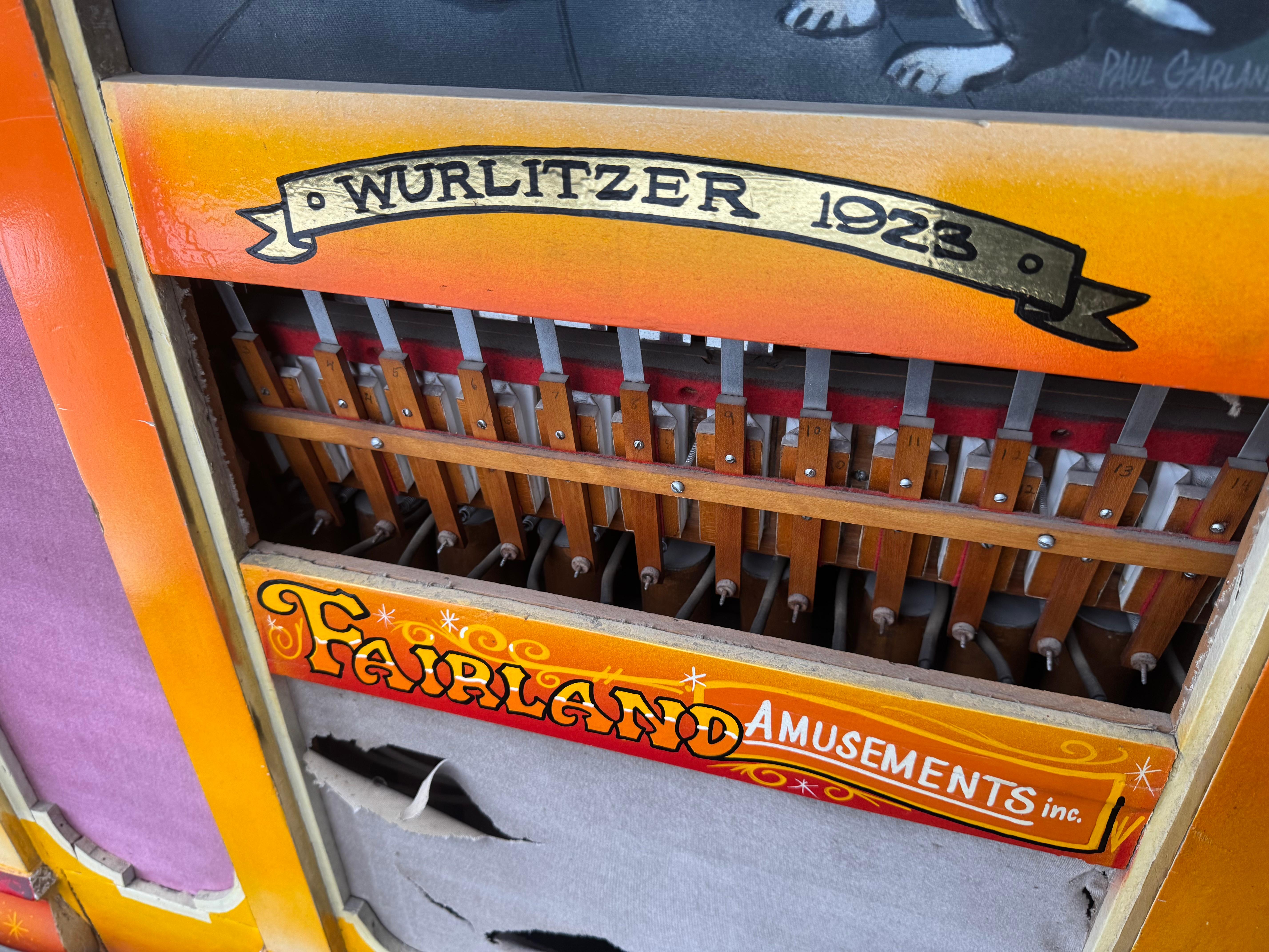 Cast Rare 1923 Wurlitzer Calliola Orchestral Band . 
