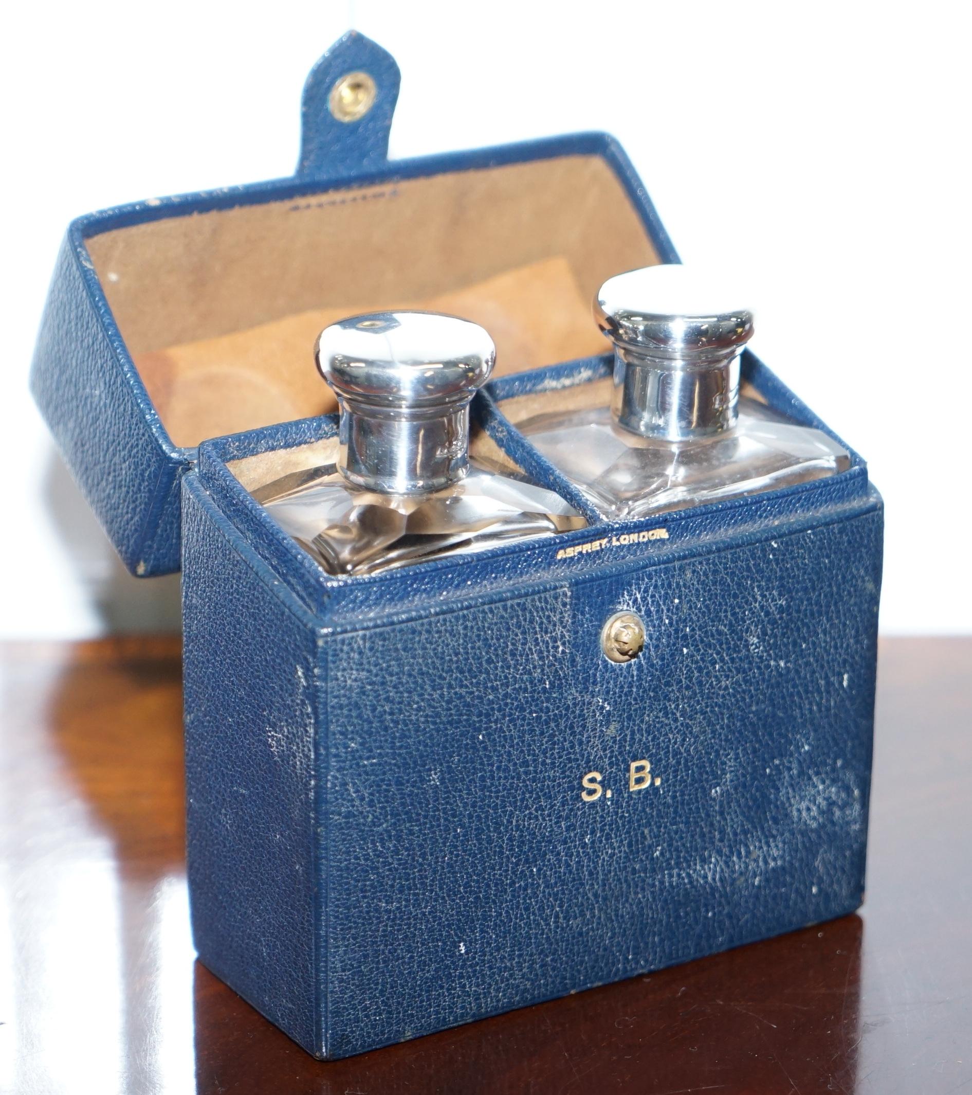 travel cologne bottle