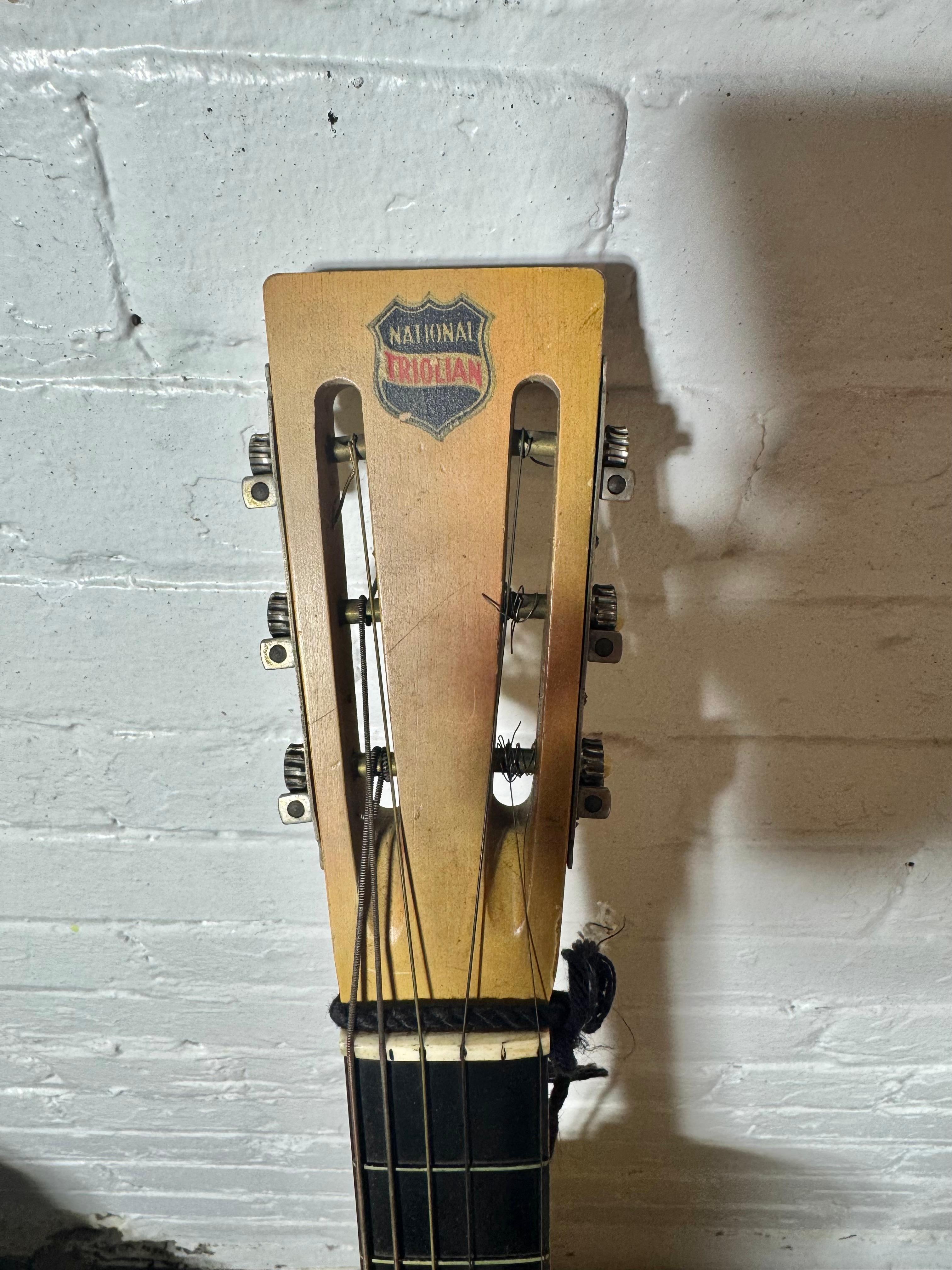 Rare 1929 NATIONAL TRIOLIAN (wood body) Acoustic Resonator Guitar (HULA SCENE) For Sale 4
