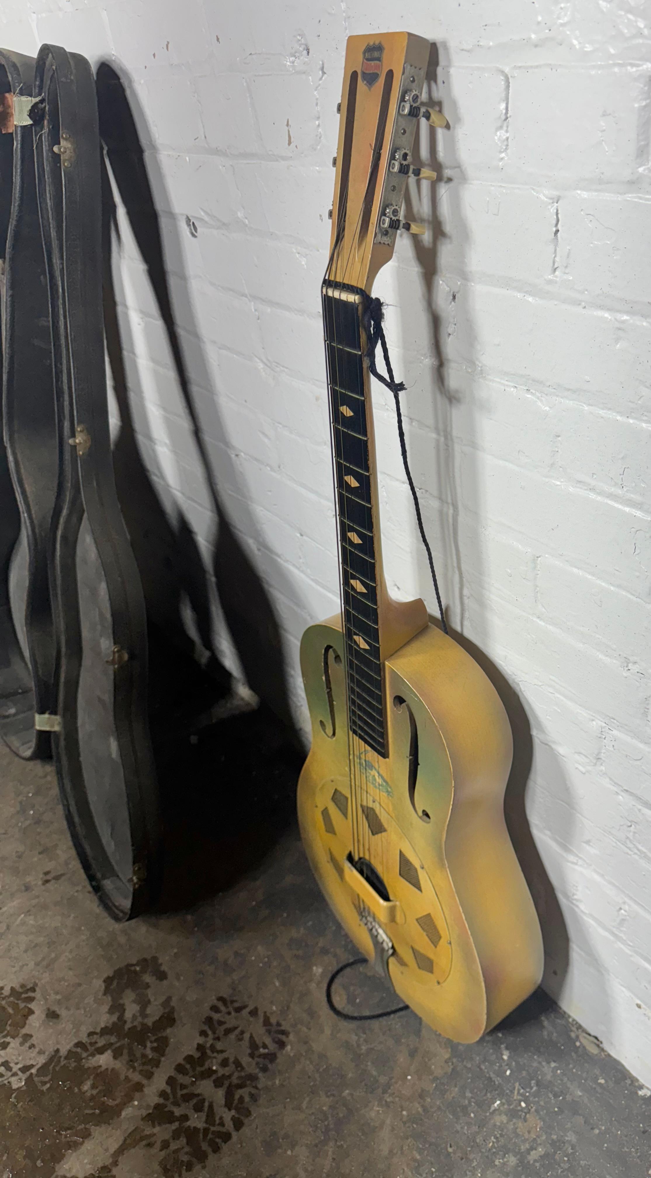 Rare 1929 NATIONAL TRIOLIAN (wood body) Acoustic Resonator Guitar (HULA SCENE) For Sale 1
