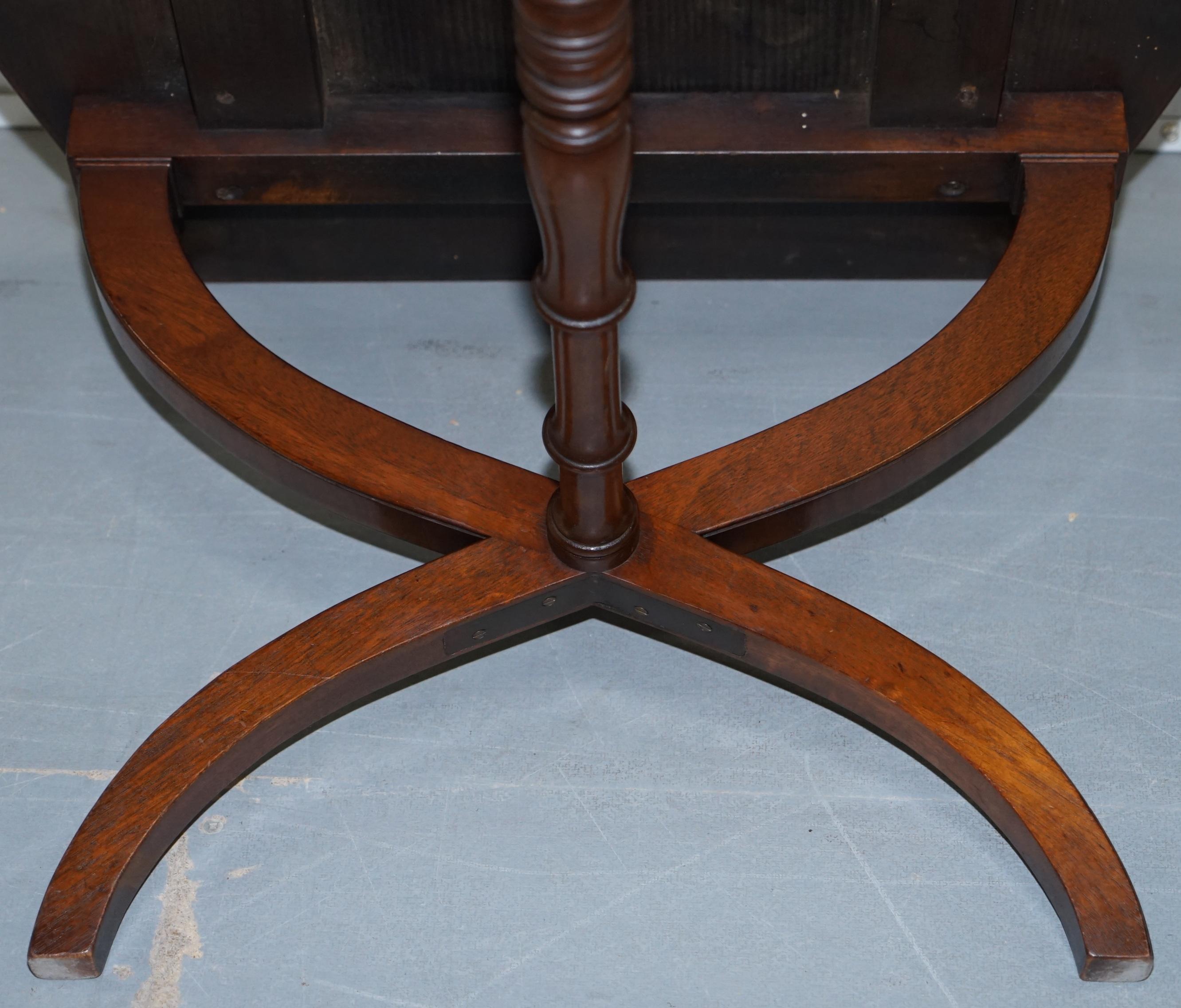 Rare 1930 Oyster Veneered Cross Band Coffee Table Scalloped Edge Walnut Mahogany 11