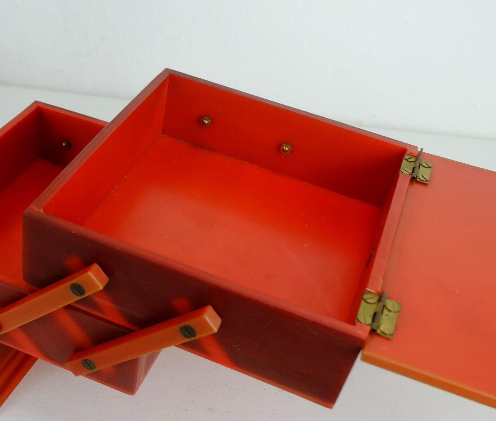 cantilever sewing box
