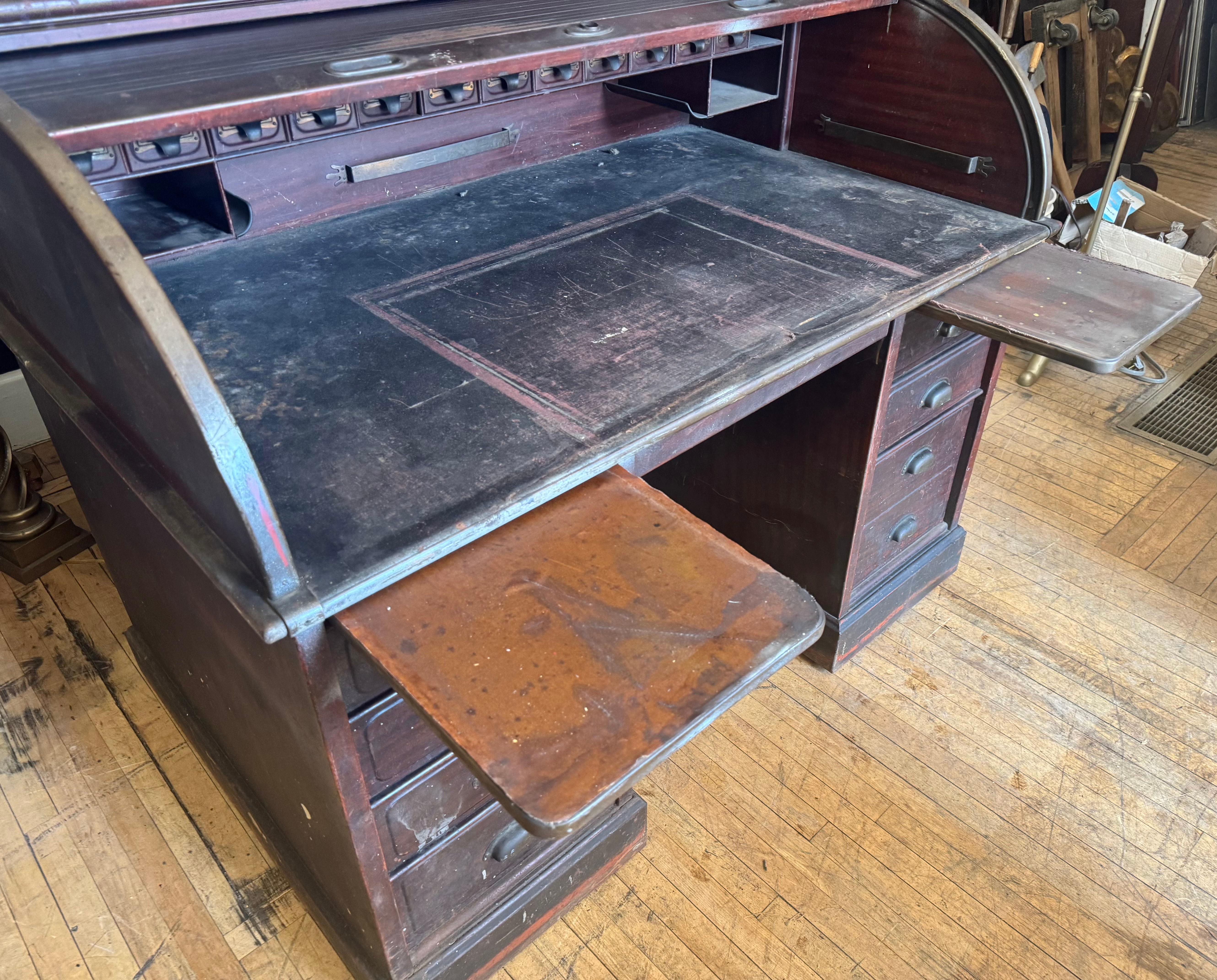 Rare 1930s Antique Industrial Steel & Brass Roll Top Desk by the Art Metal Co. For Sale 5