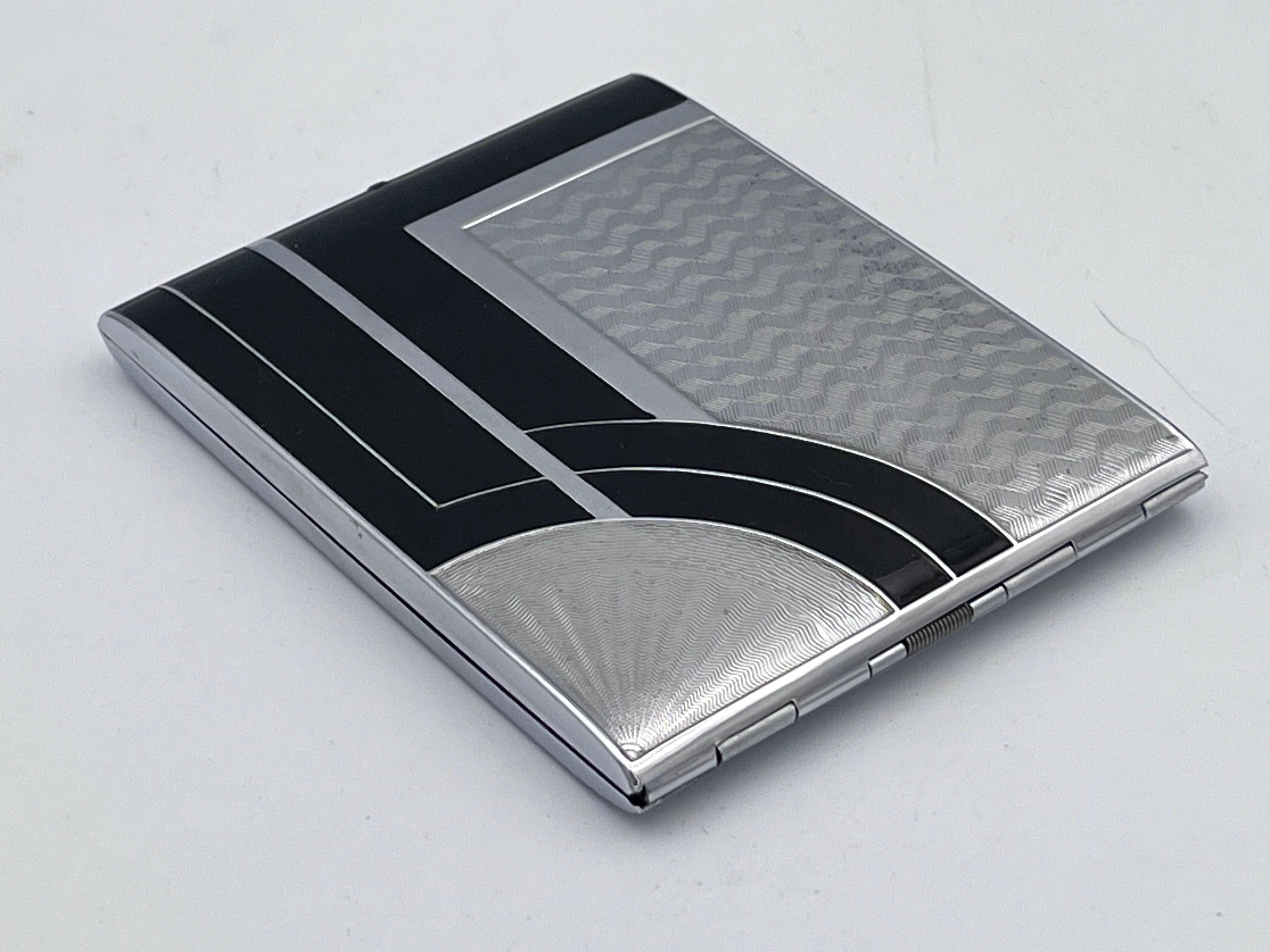 Rare 1930s Art Deco Evans Chrome & Enamel Cigarette Case and Matching Ligher Set For Sale 8