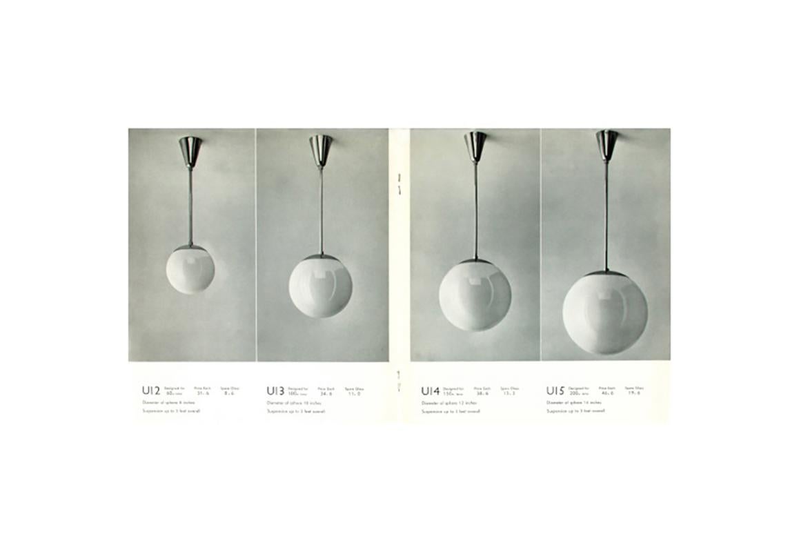 Seltene Bauhaus-Glaskugel-Pendelleuchte aus den 1930er Jahren von A.B Read für Troughton & Young im Angebot 2