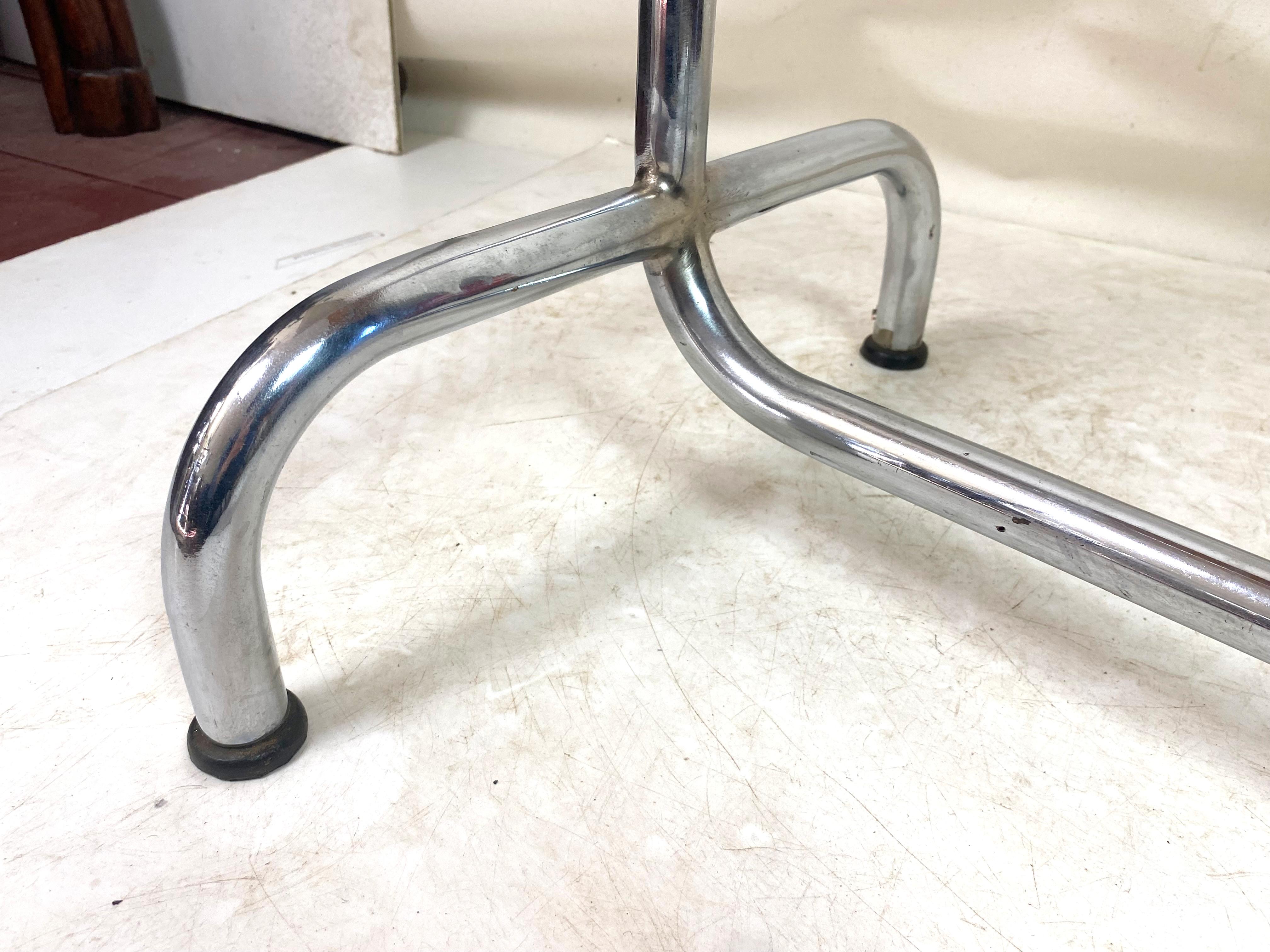 Rare 1930s  Bauhaus Tubular Table, SLEZAK D1, Czechoslovakia For Sale 8