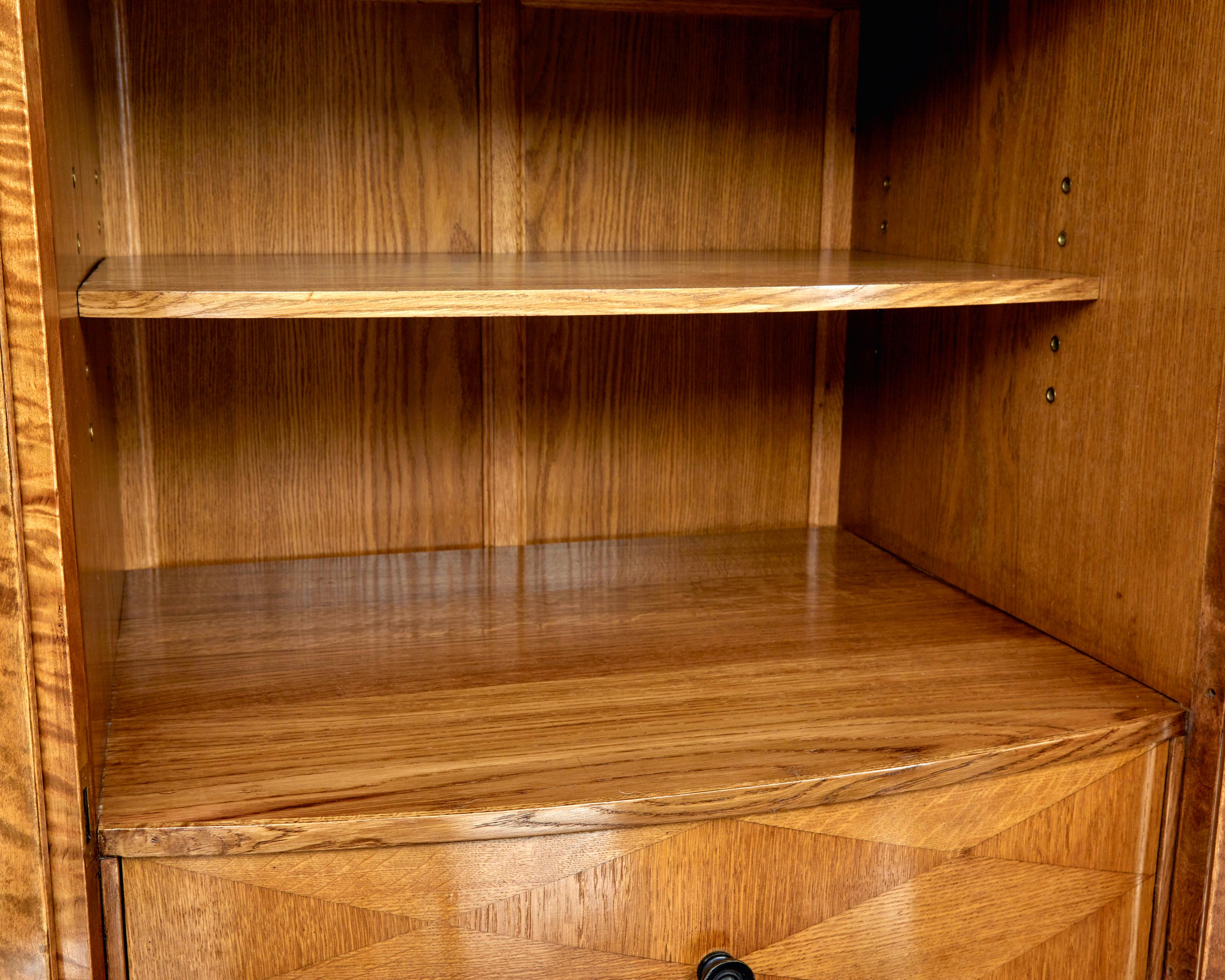 Rare armoire en bouleau des années 1930 aux proportions grandioses Otto Schulz pour Boet en vente 2
