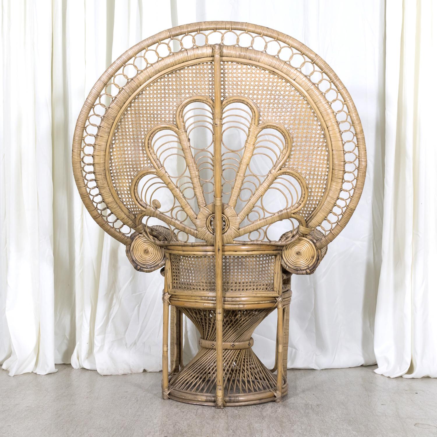 Rare 1930s French Wicker Rattan Emmanuelle Peacock Chair For Sale 13