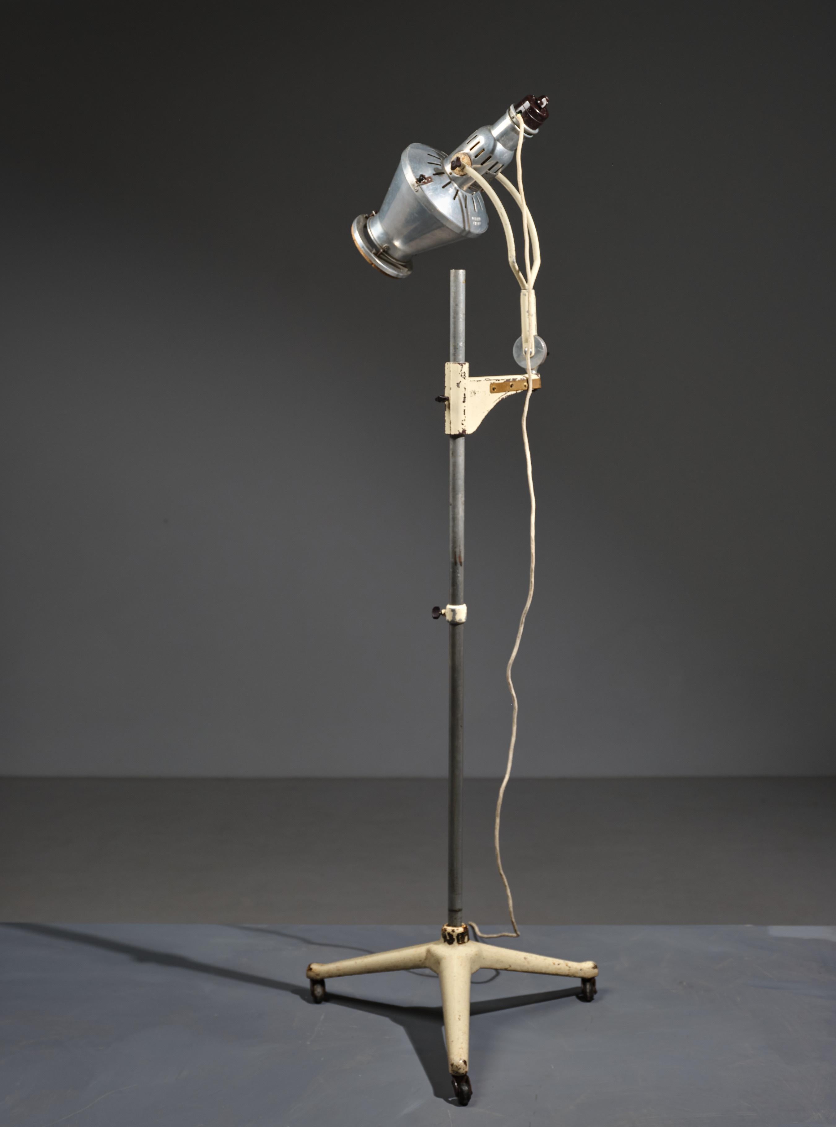Rare 1930s Industrial Floor Lamp by Original Hanau - Model Sollux For Sale 2