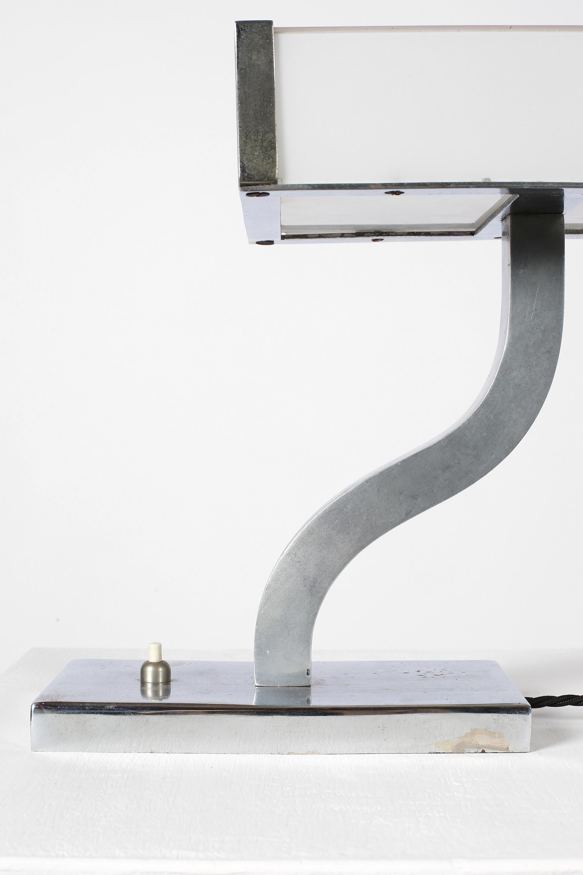 Rare 1930s Italian Chrome Plated Free Form Modernist Table Lamp 1
