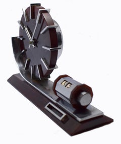 Rare 1930s Modernist Bakelite Clock