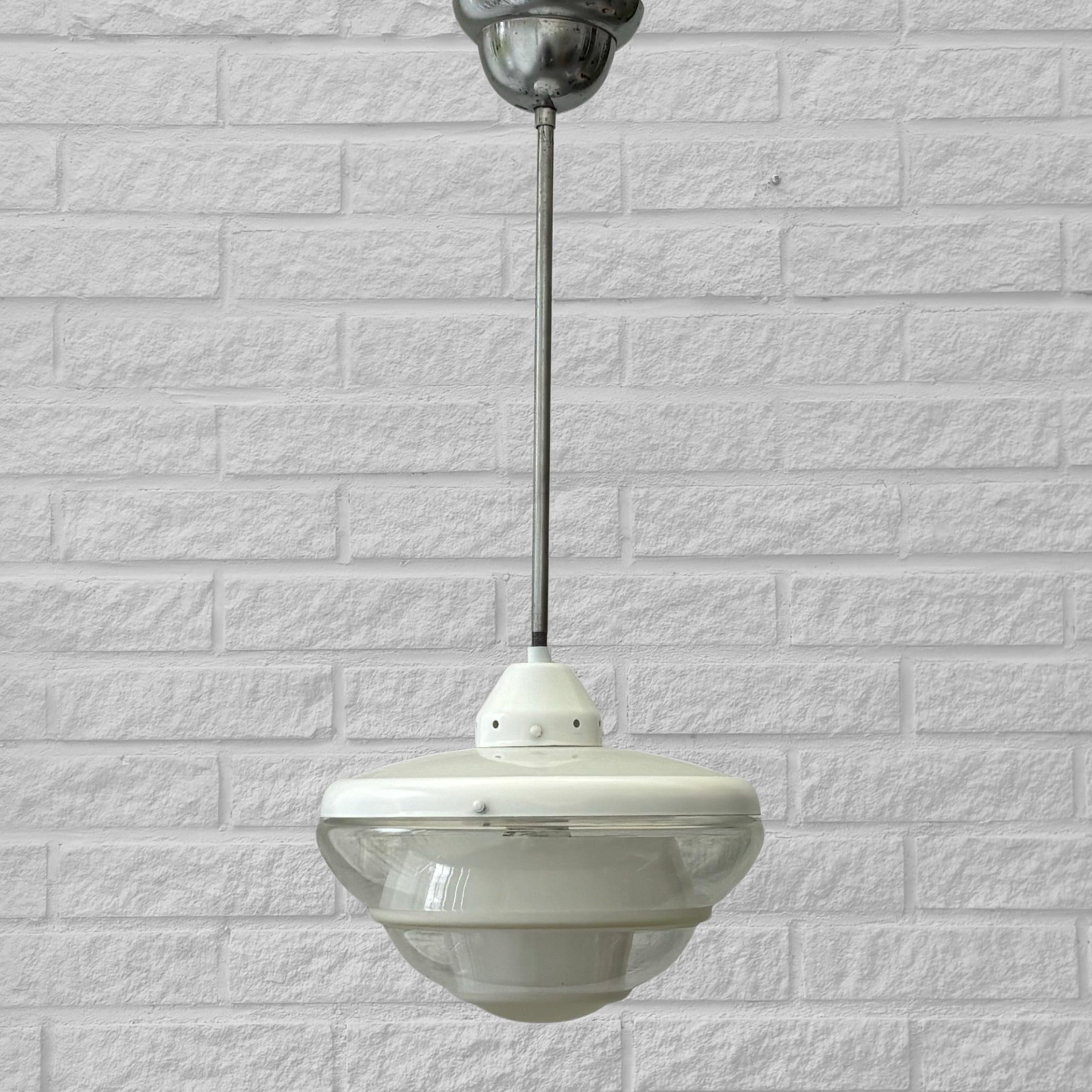 Metà XX secolo Rara lampada a sospensione Bauhaus KG degli anni '30 di K.K. Lindesvärd in vendita