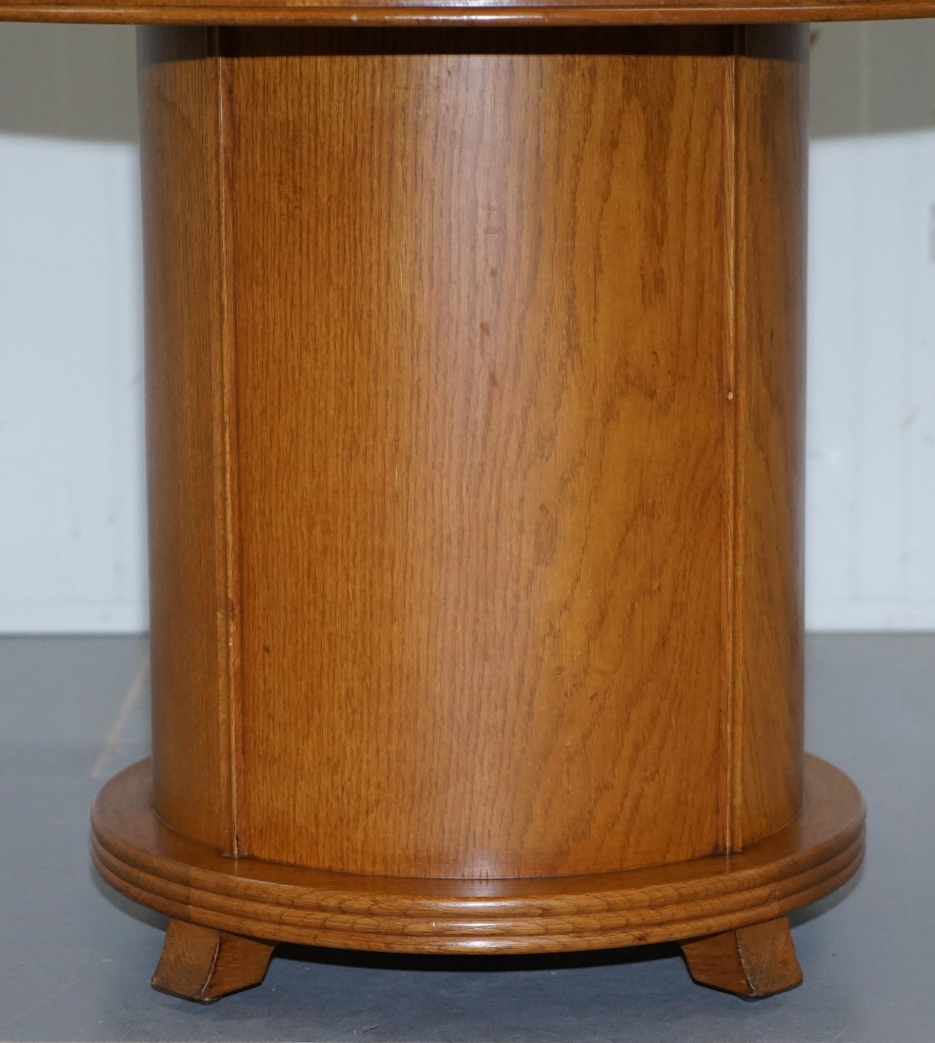English Rare 1930s Walnut Cocktail Table Cabinet with Rising Drinks Decanter Holder