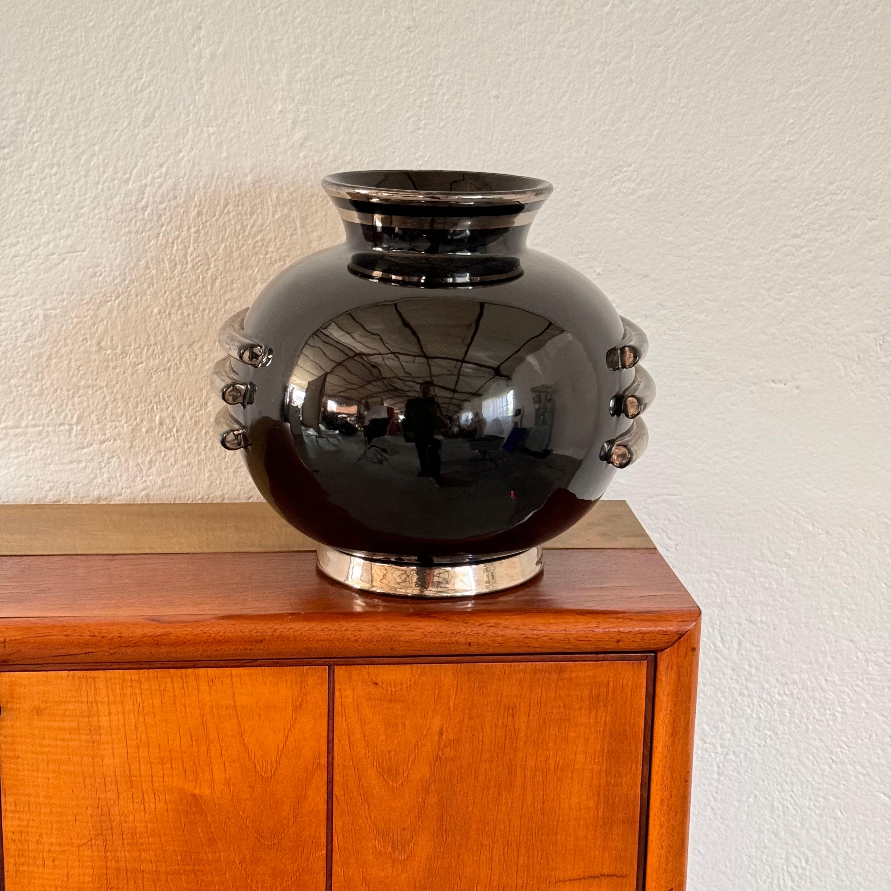 Rare vase en céramique métaphysique Art déco de 1935 par Marcello Fantoni pour Deruta en vente 3