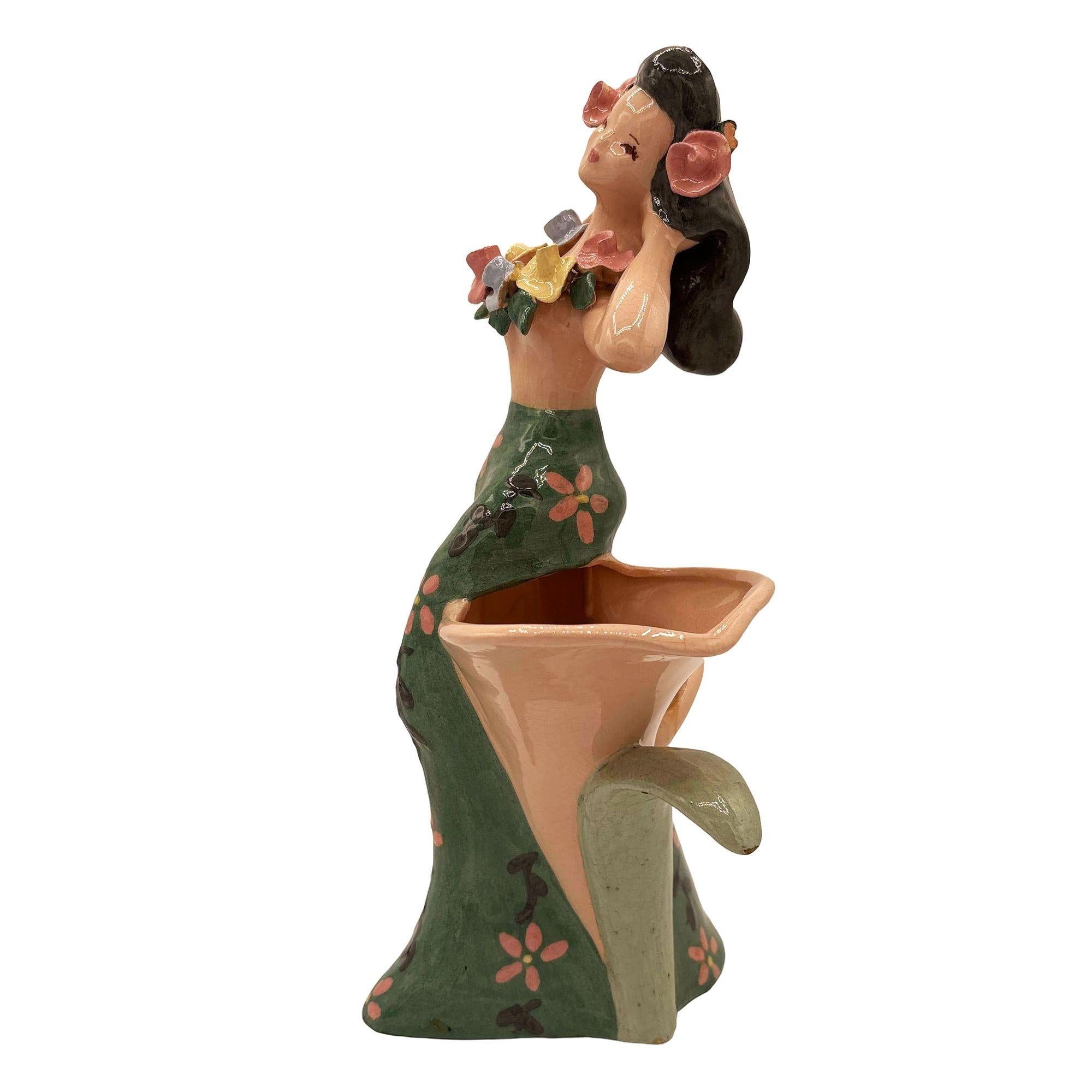 Mid-Century moderno Rare 1940 Dancing Hula Girl Vase by Kaye of Hollywood Dorette Saltzman in vendita