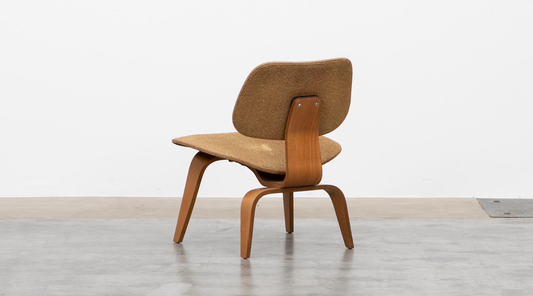 20th Century Rare 1940s Ash Plywood and Fabric LCW Chair by Charles & Ray Eames 