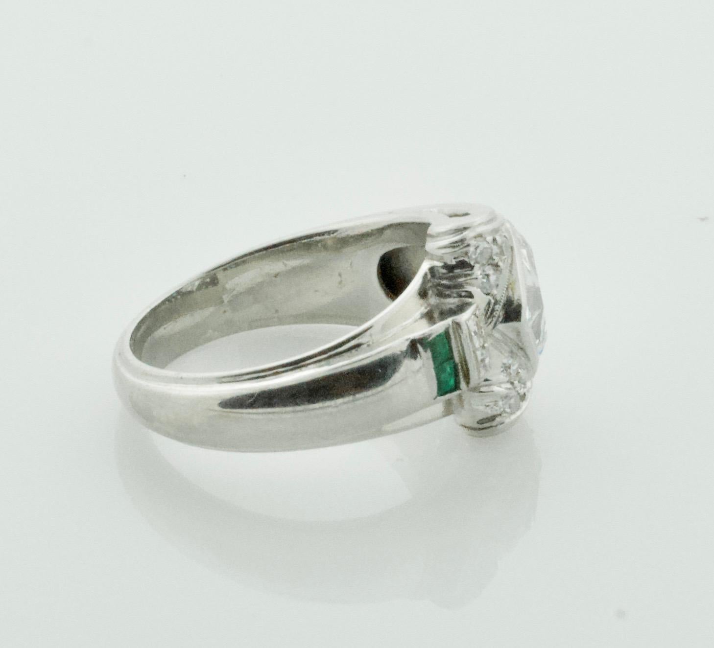 Rare 1940s Diamond and Emerald Ring in Palladium 1.83 E - VS1 Shield Cut For Sale 2
