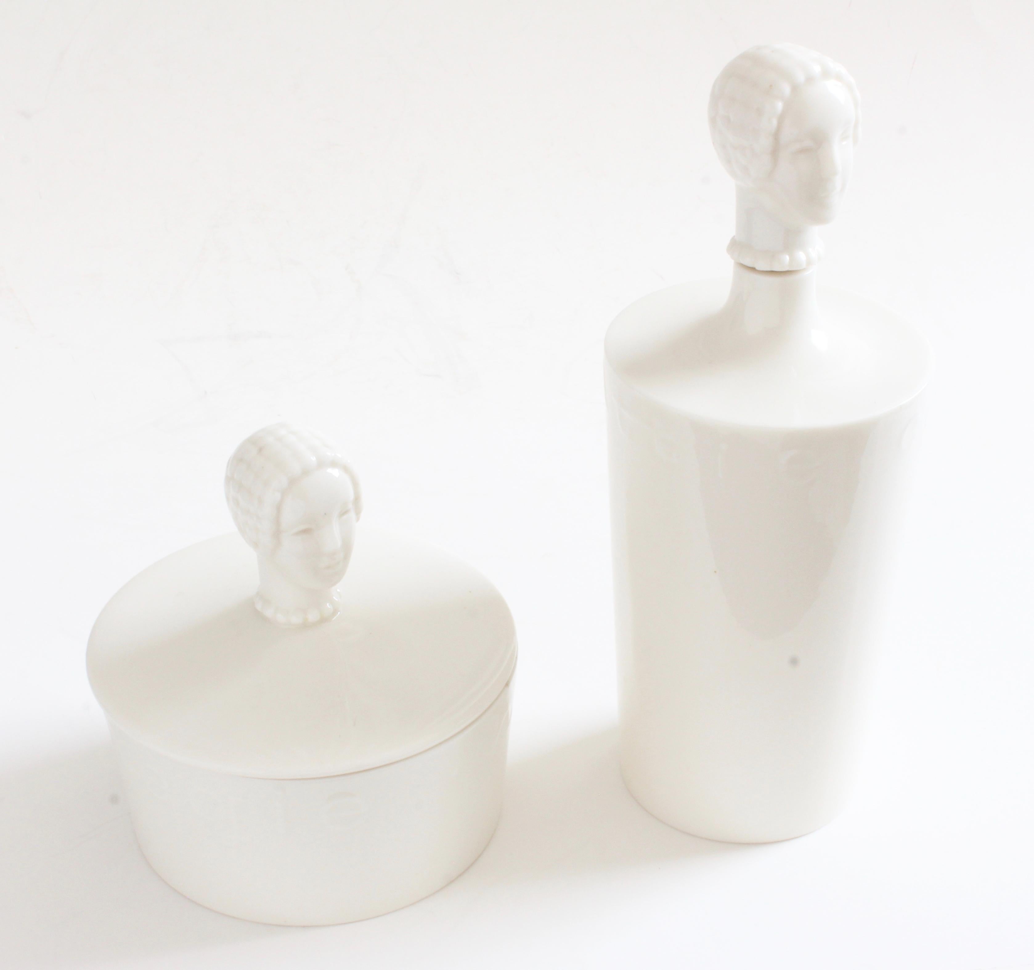 Raro set di portacipria e decanter per lozioni in porcellana Hattie Carnegie by Lenox degli anni '40 In condizioni buone in vendita a Port Saint Lucie, FL