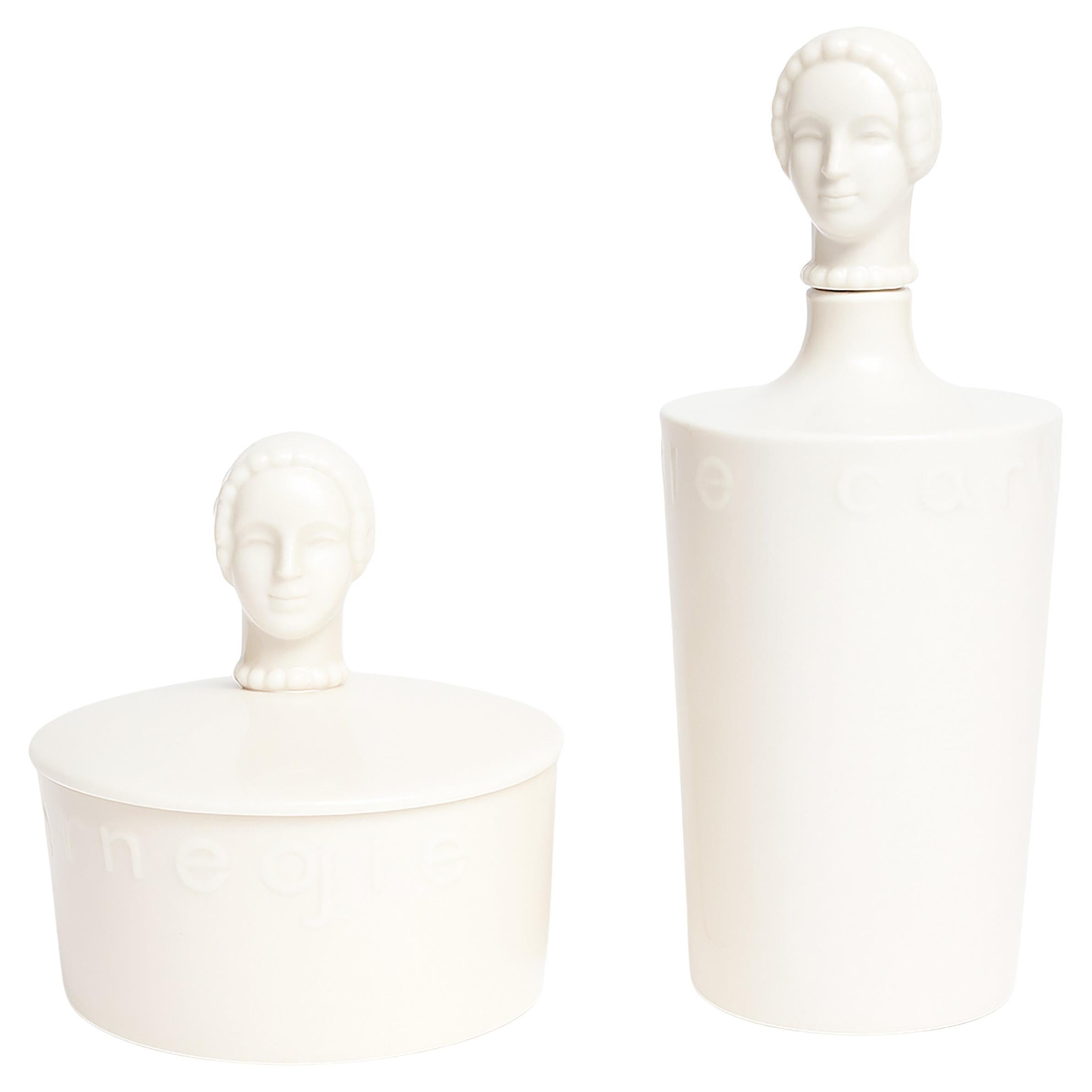 Raro set di portacipria e decanter per lozioni in porcellana Hattie Carnegie by Lenox degli anni 
40 in vendita