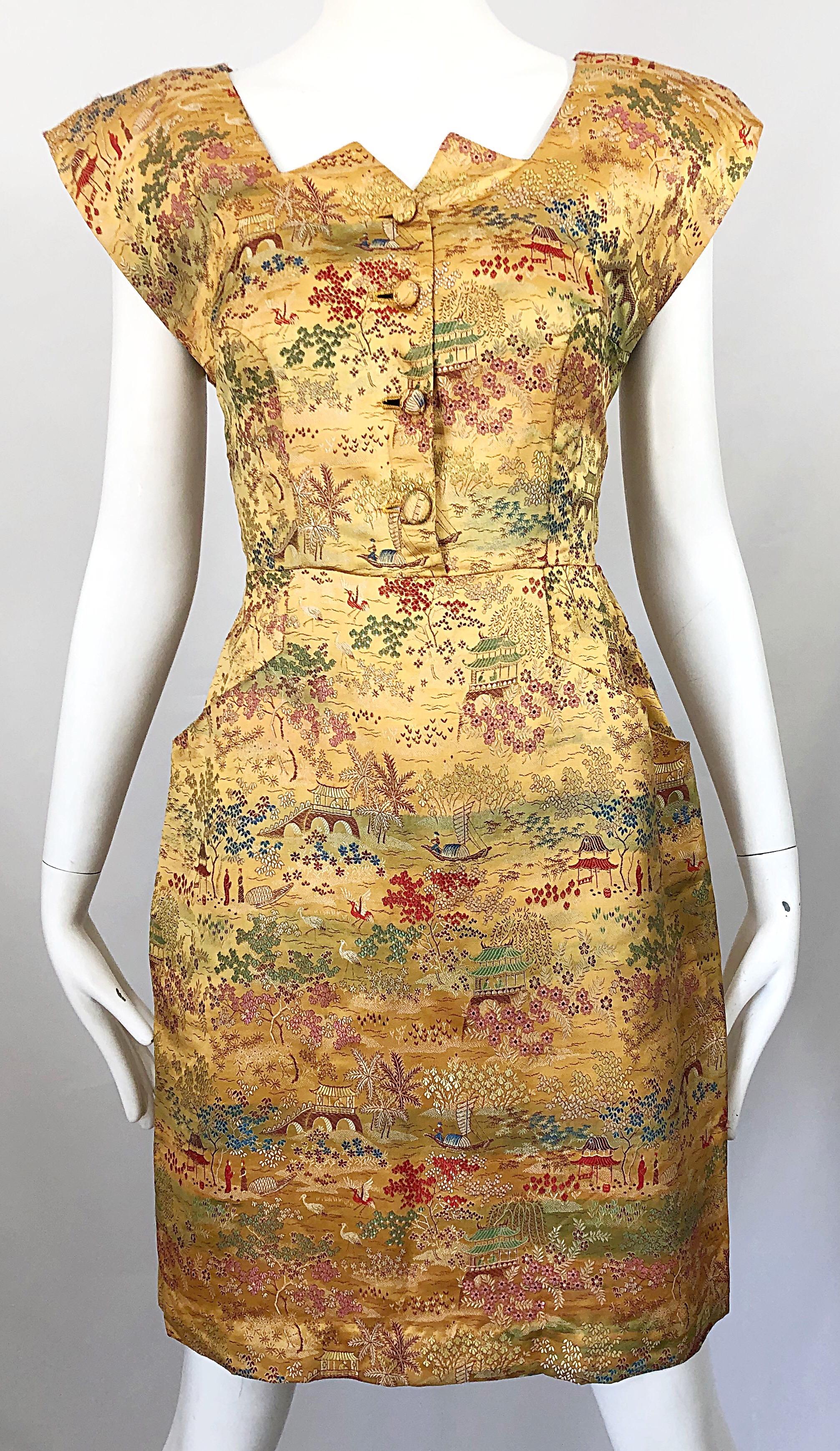 Rare 1940s Novelty Asian Print Avant Garde Silk Strong Shoulder Vintage Dress For Sale 1