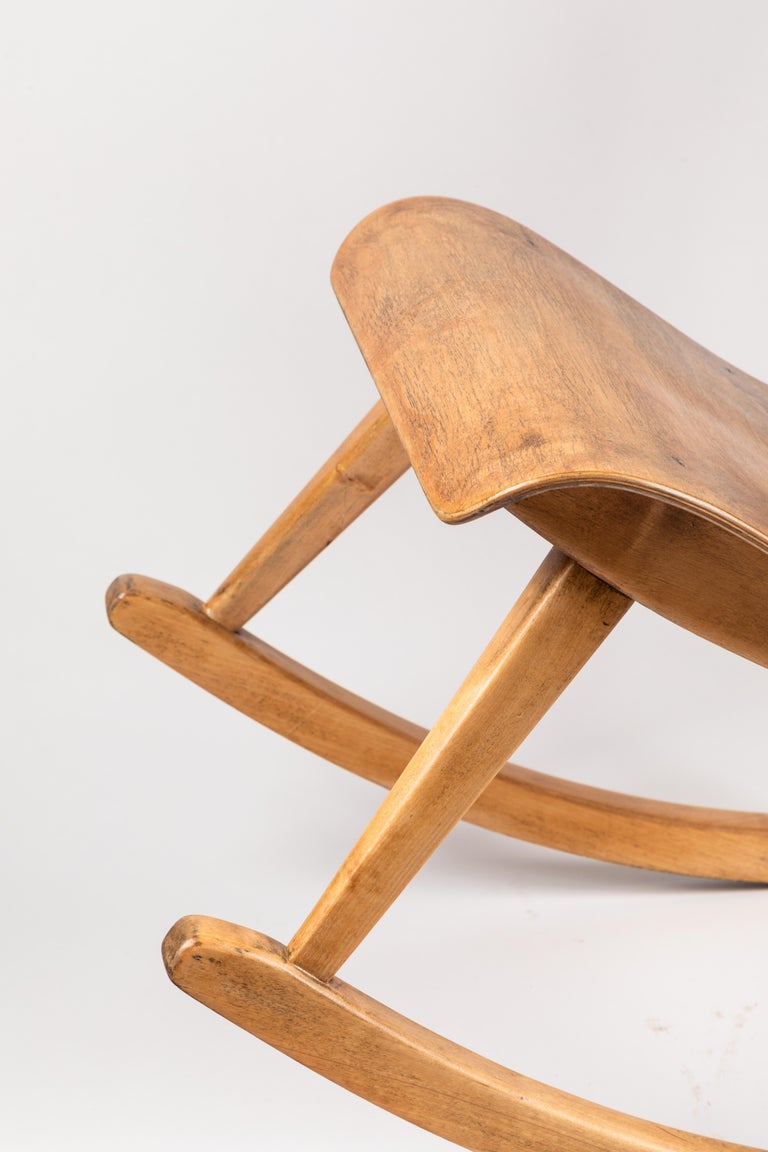 Rare 1940s Rocking Chair by Ilmari Tapiovaara For Sale 2