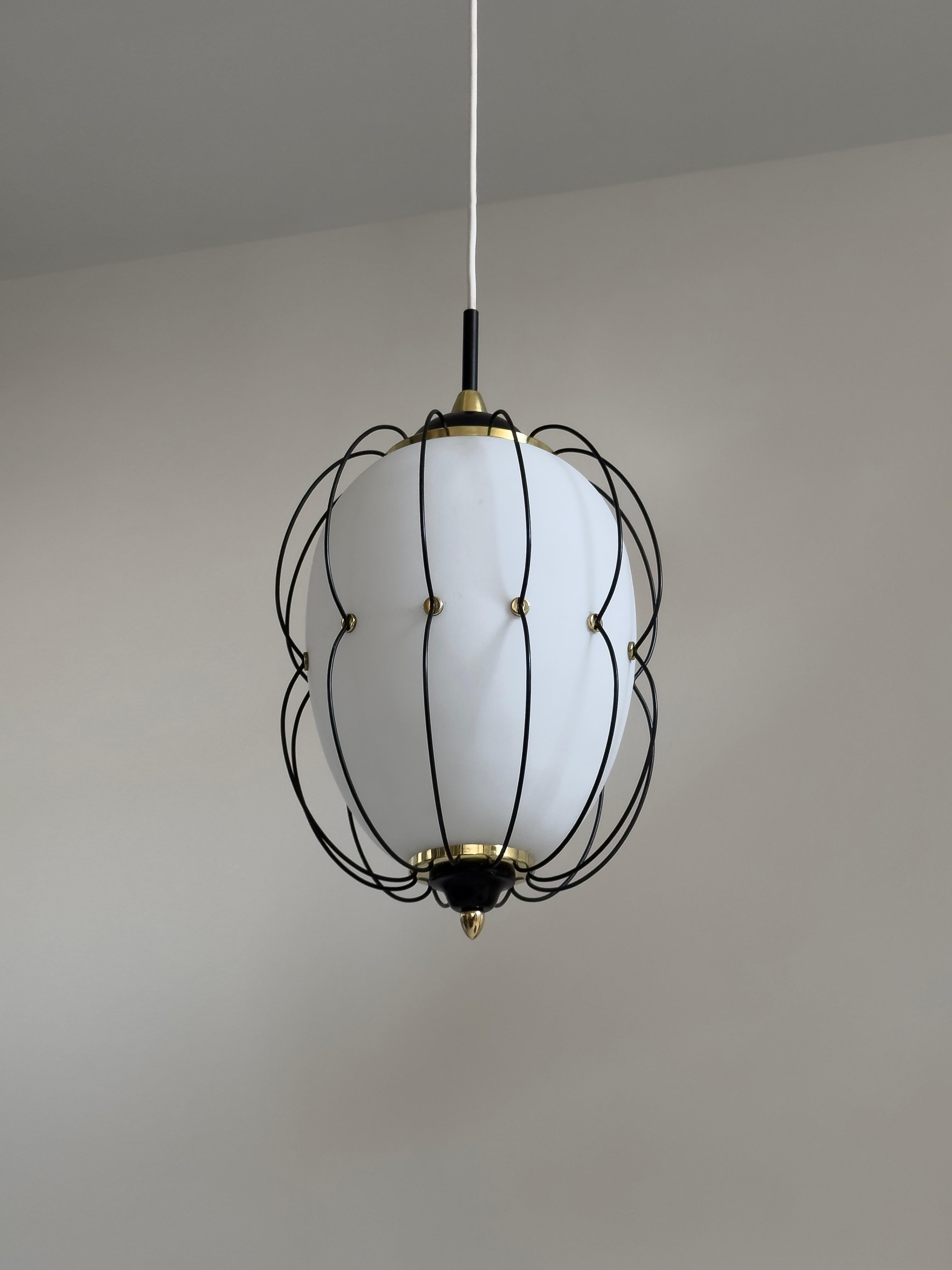 Rare 1950/60s Italian ceiling lamp: brass, satin opal glass, black painted metal For Sale 4