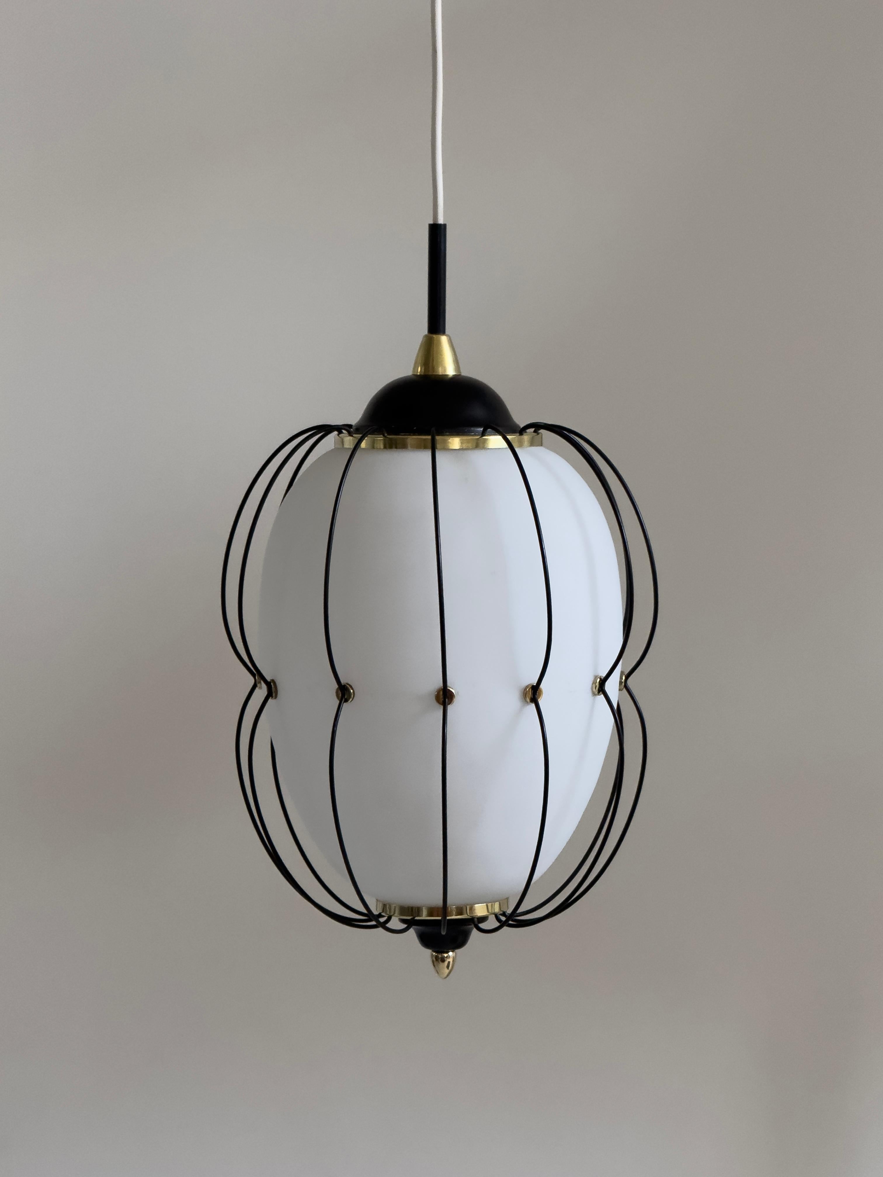 Rare 1950/60s Italian ceiling lamp: brass, satin opal glass, black painted metal For Sale 10